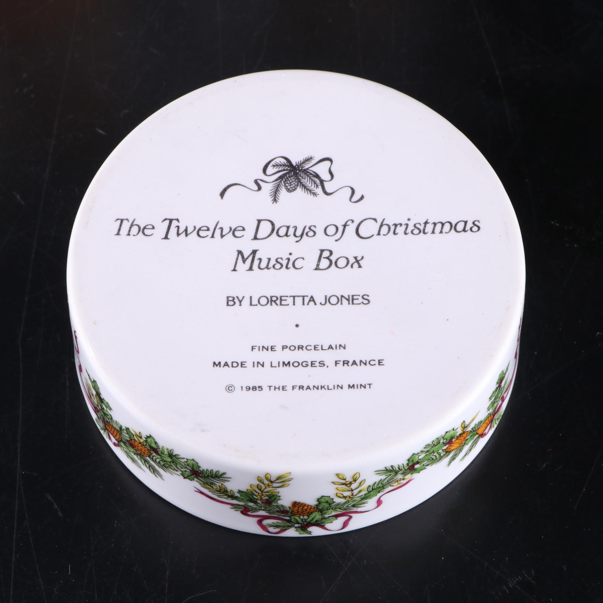 Coca-Cola "Happy Holiday" Glassware Set and Porcelain Music Box