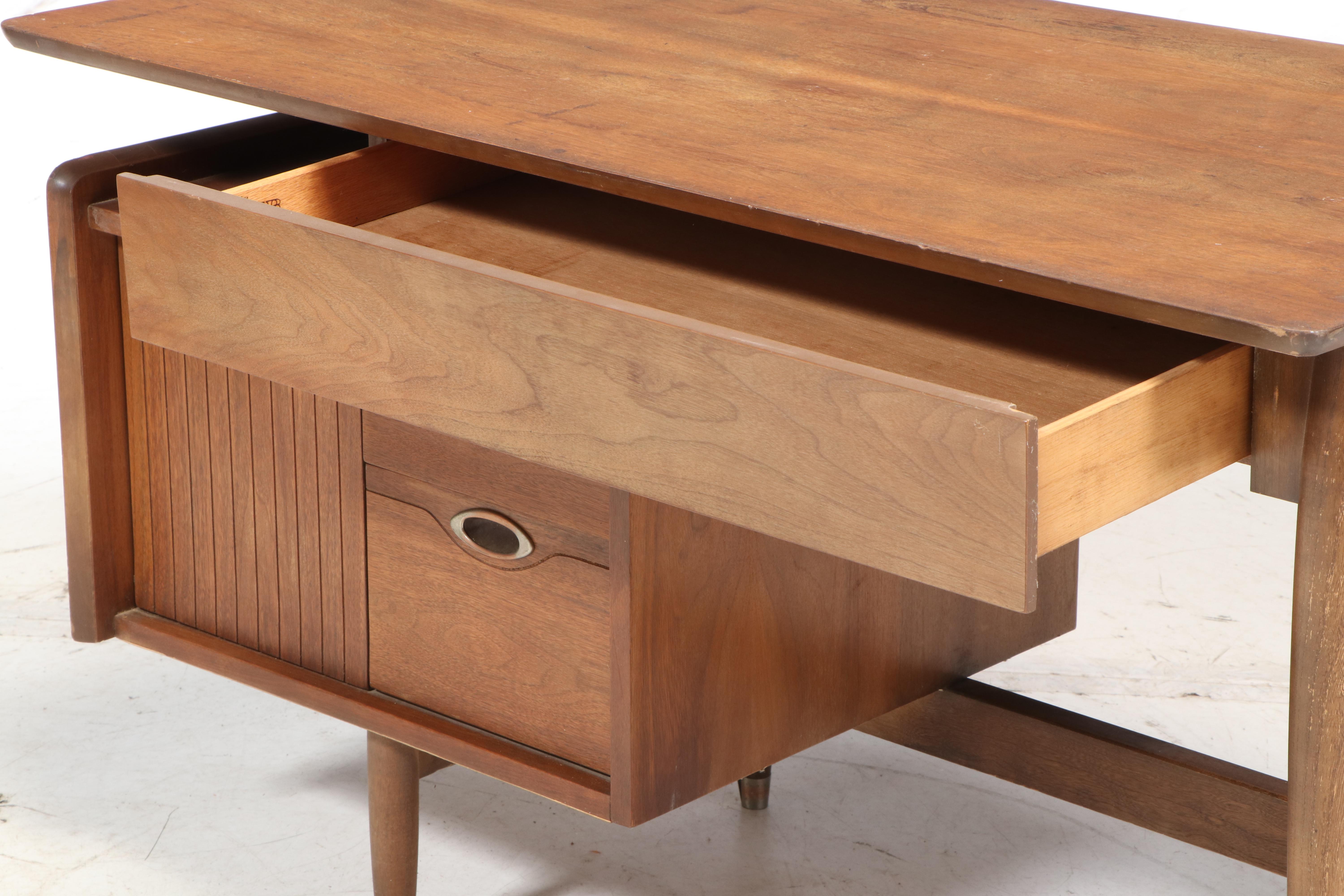 Hooker Furniture Mid Century Modern "Mainline" Walnut Desk