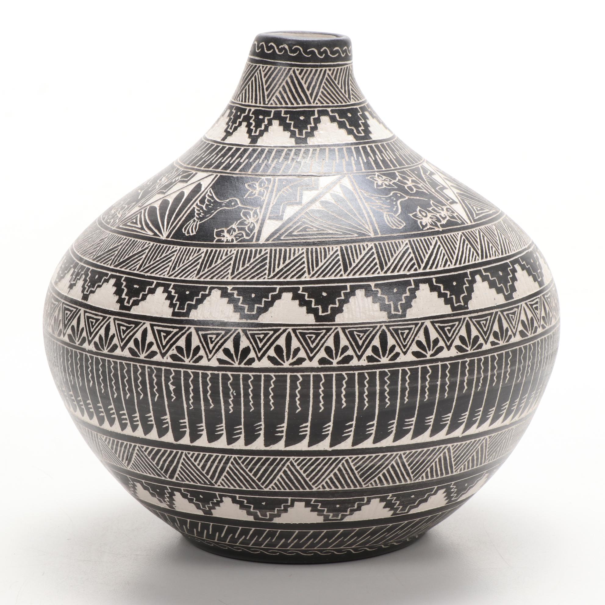 Harriet Yabeny Art Pottery Vase, 21st Century