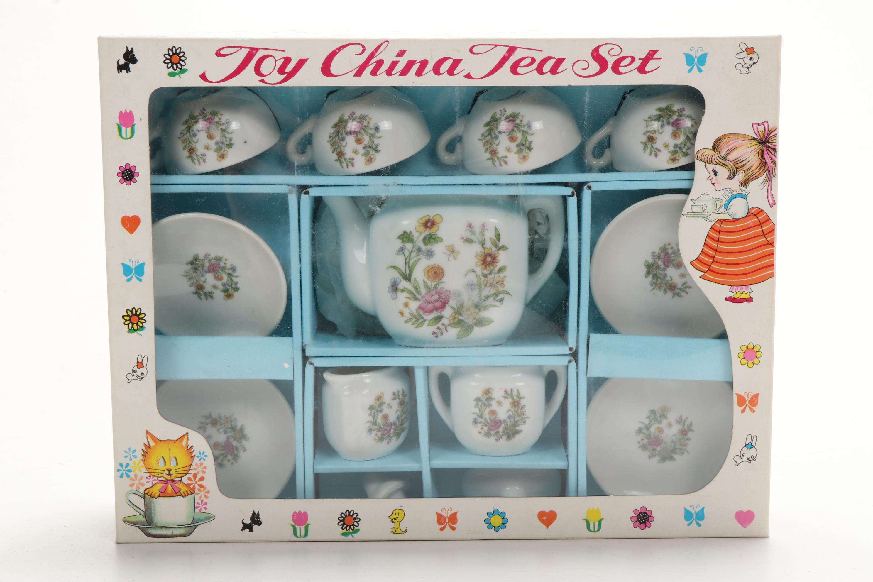 Children's Porcelain Tea Sets, Featuring Walt Disney's "Alice in Wonderland"