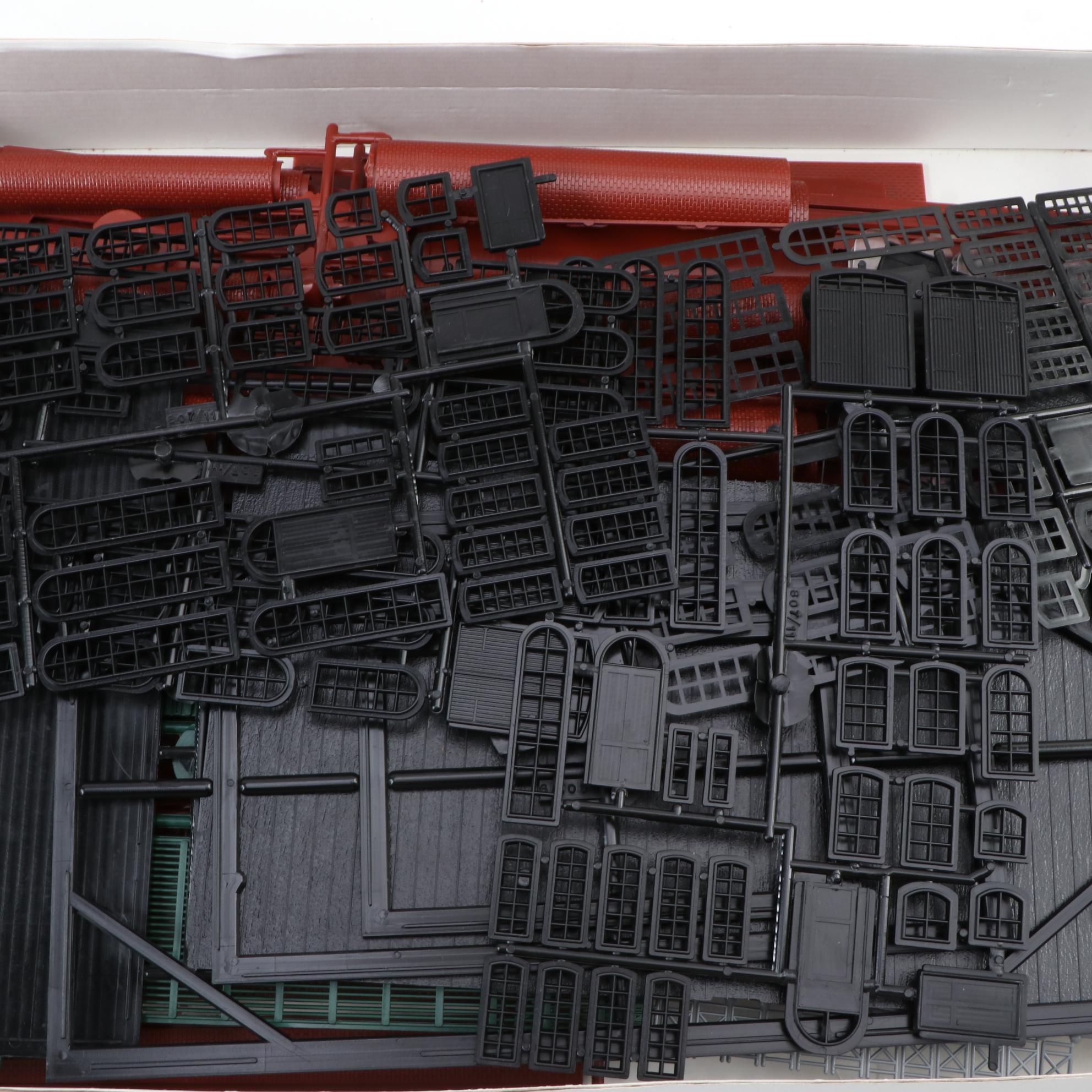 Model Power, Tyco, Life-Like and More HO Scale Model Train Building Kits