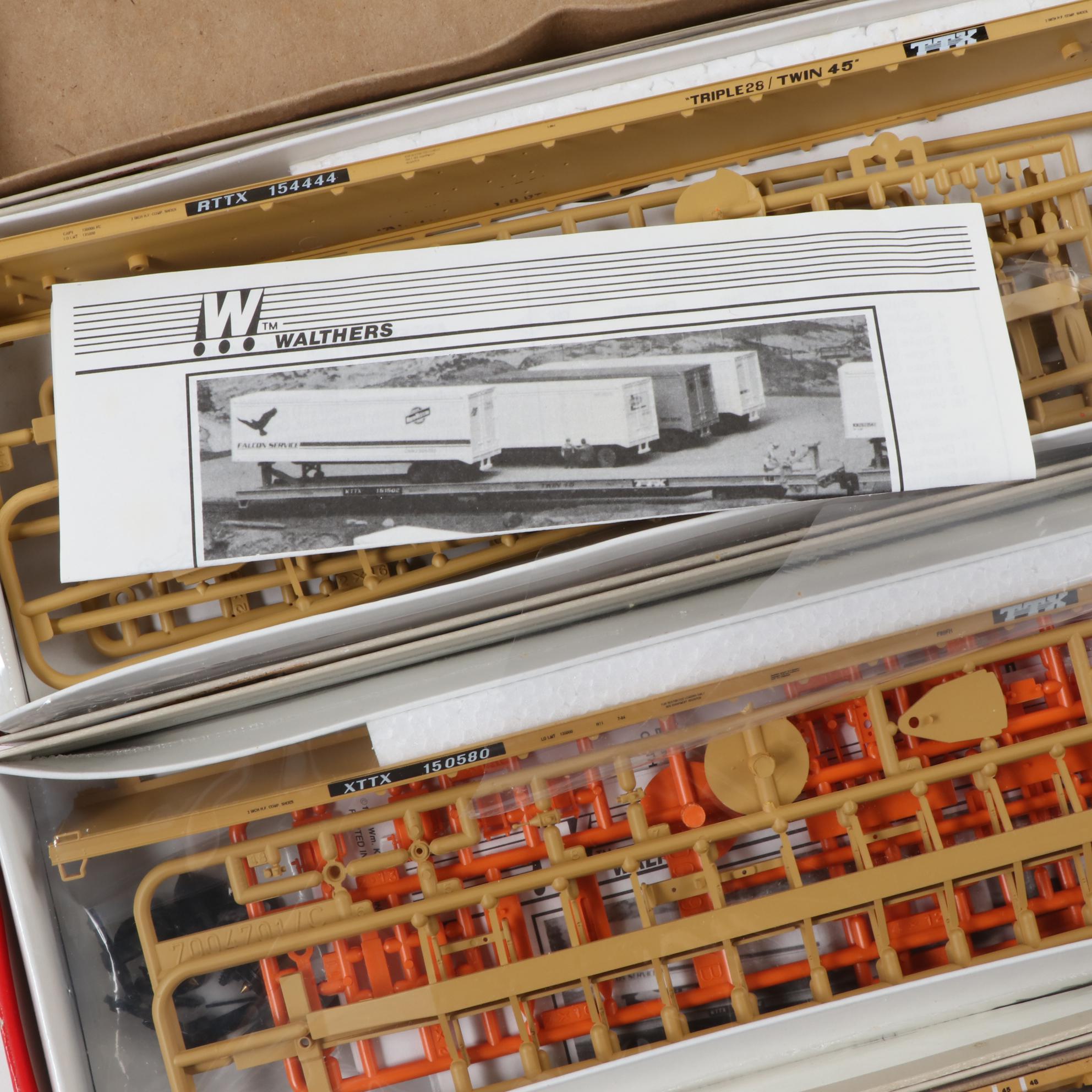 Walthers HO Scale Golden Age, Transition, Diesel Era Train Cars