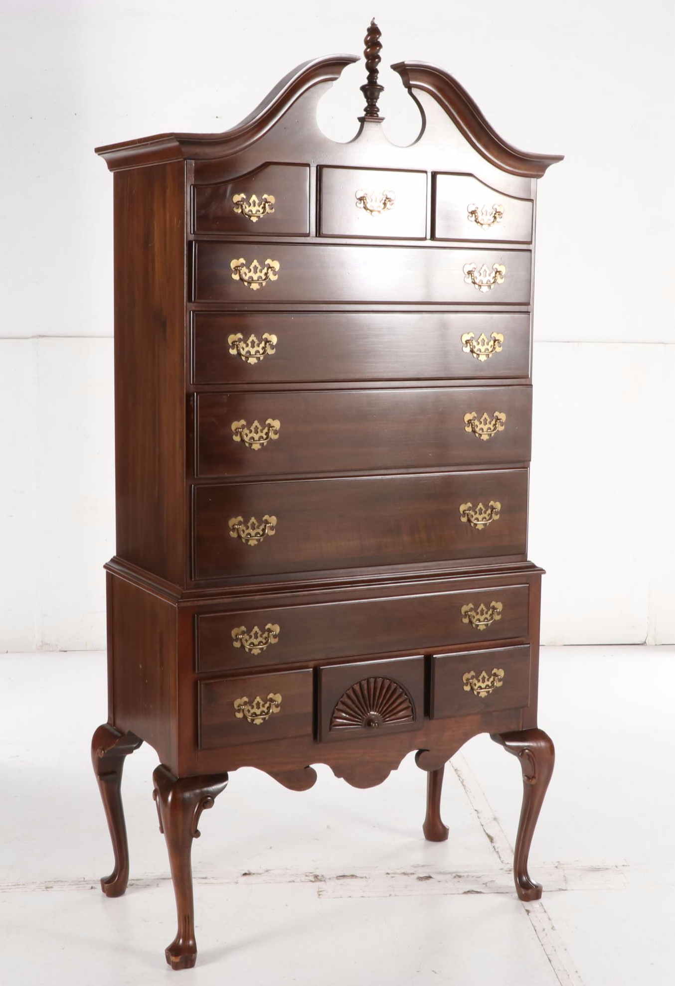 Ethan Allen Queen Anne Style Cherrywood Highboy, Late 20th Century