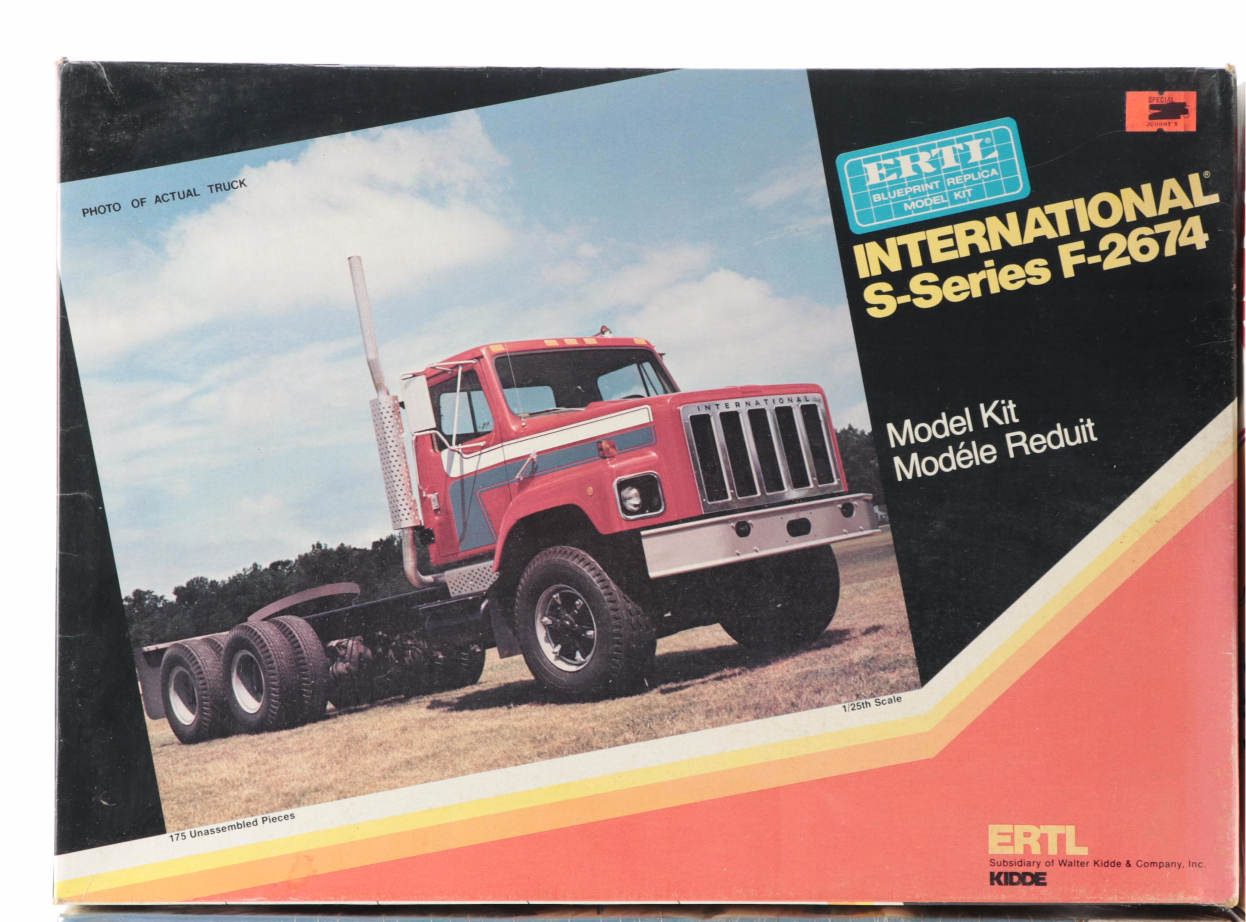 Ertl Mack DM 800 and International Truck Model Kits