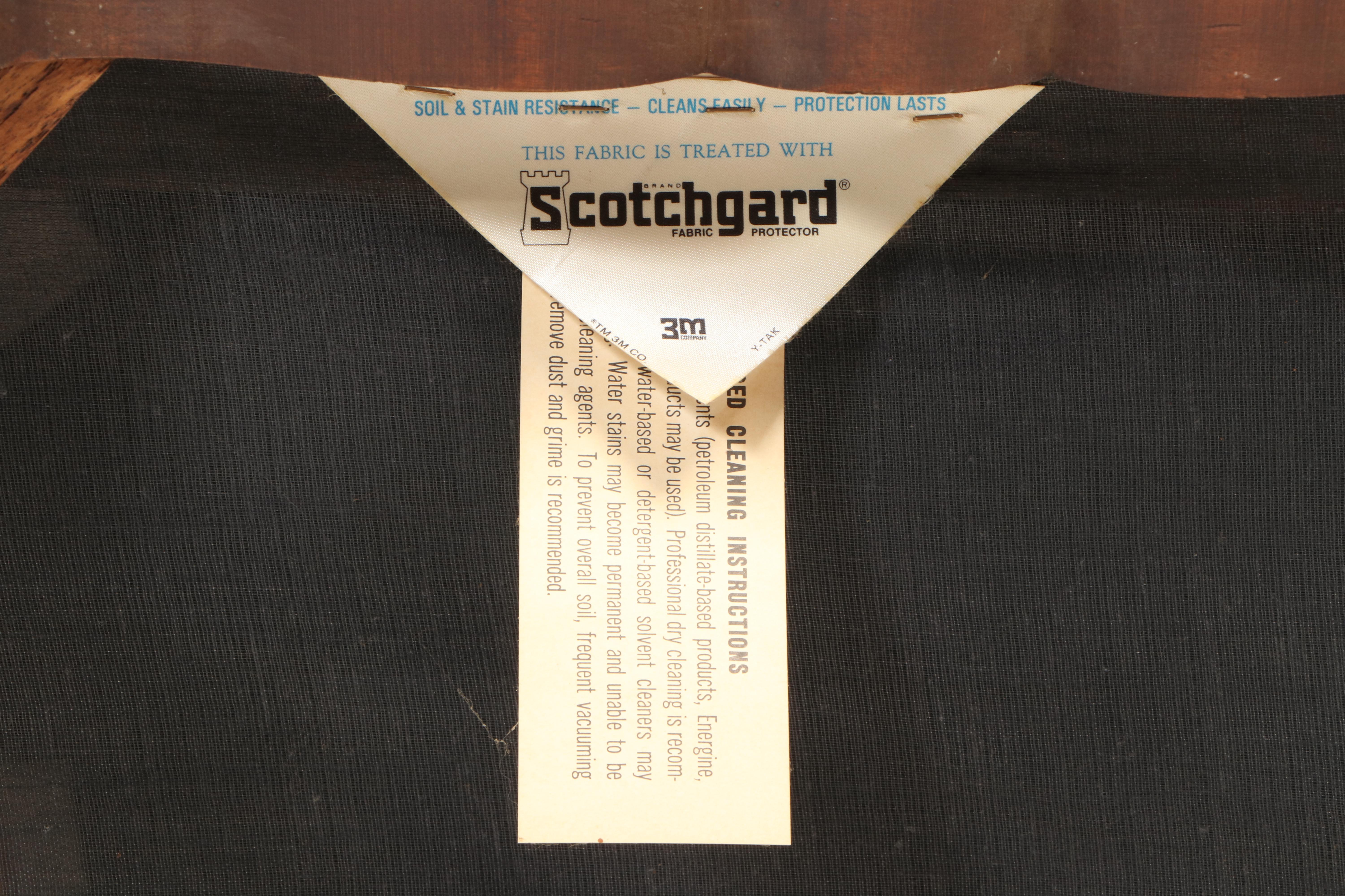 Henkel-Harris "Virginia Galleries" Queen Anne Style Black Cherry Dining Set