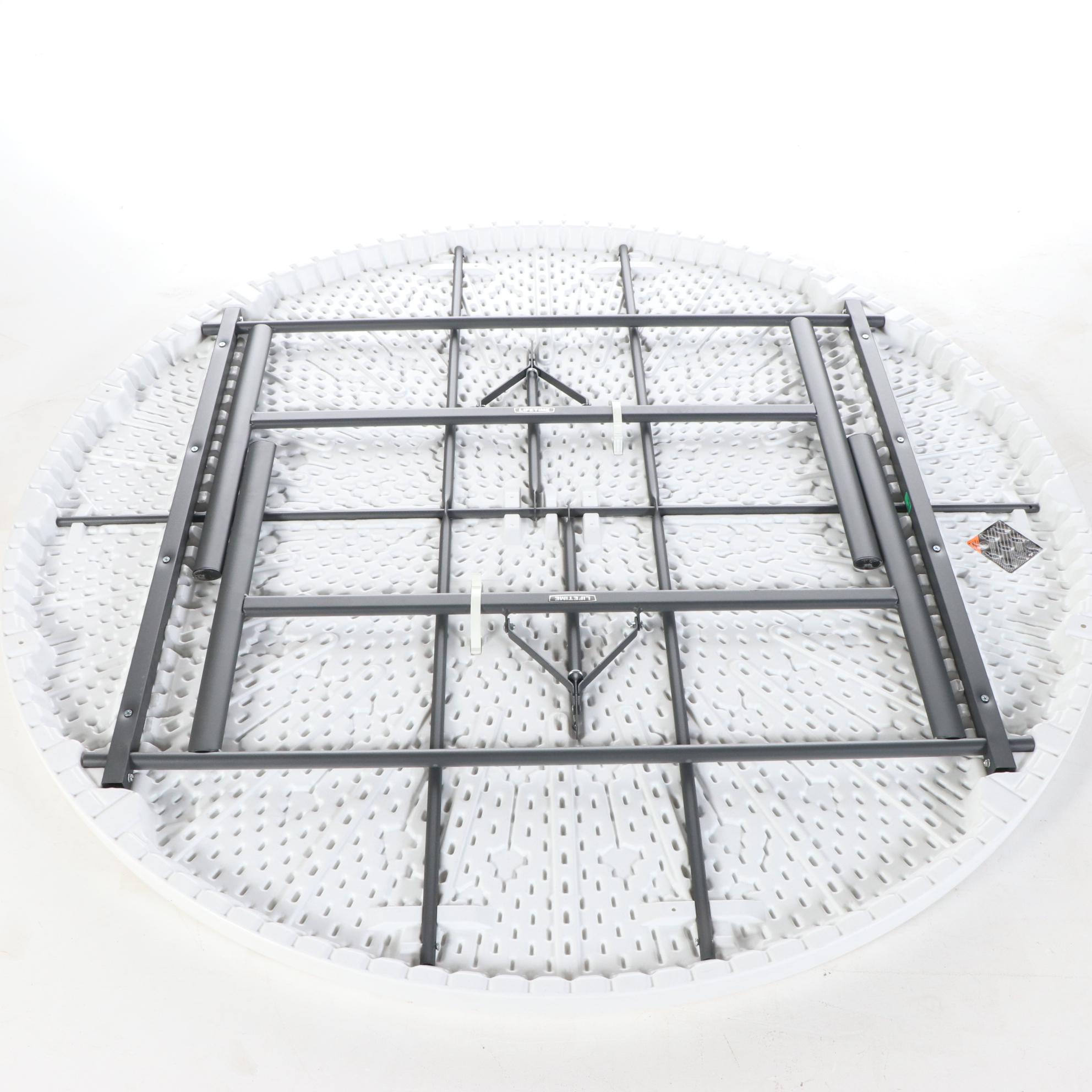 Lifetime 6' Round Polyethylene Folding Banquet Table