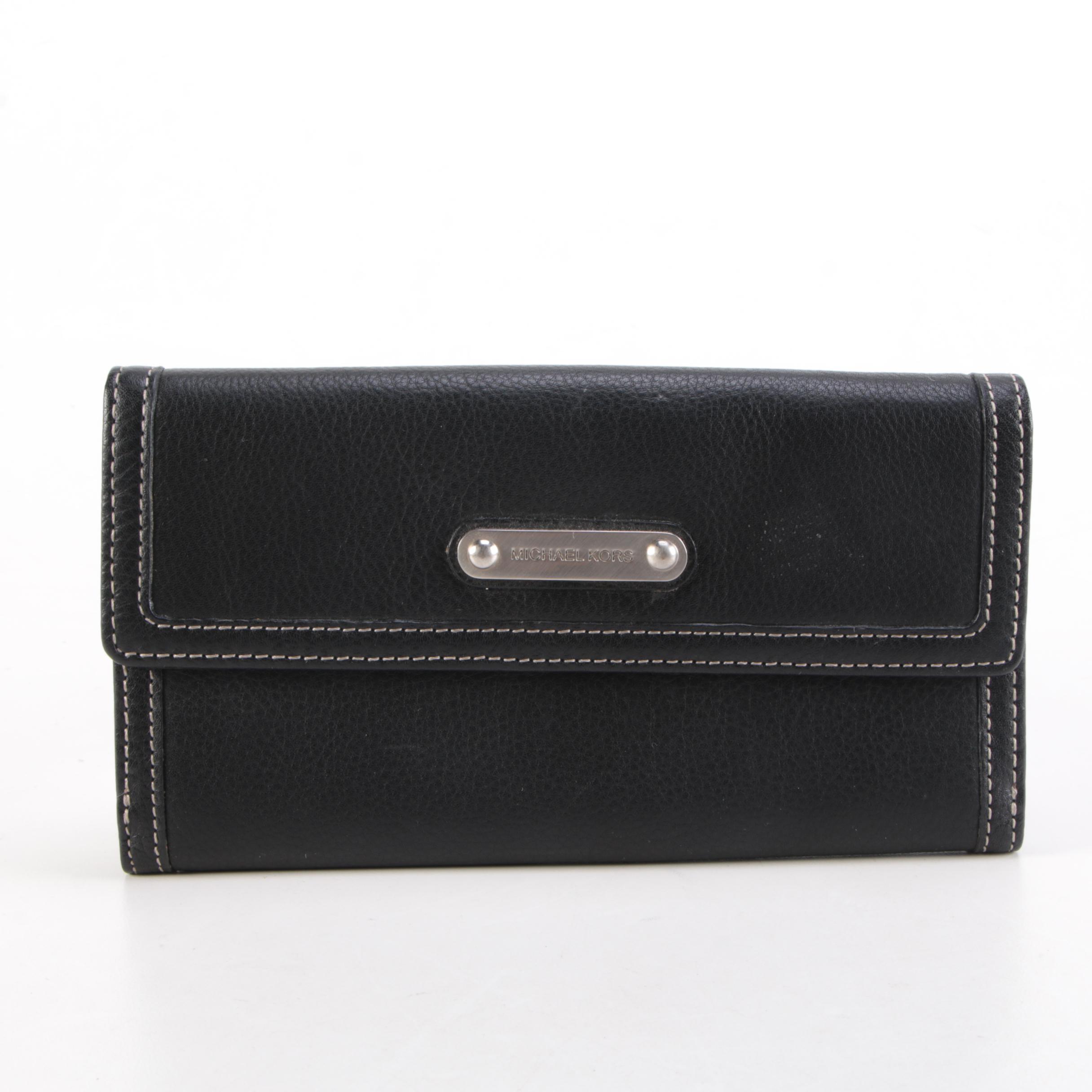 Michael Kors Quilted Drawstring Tote with Hudson Continental Wallet in Leather