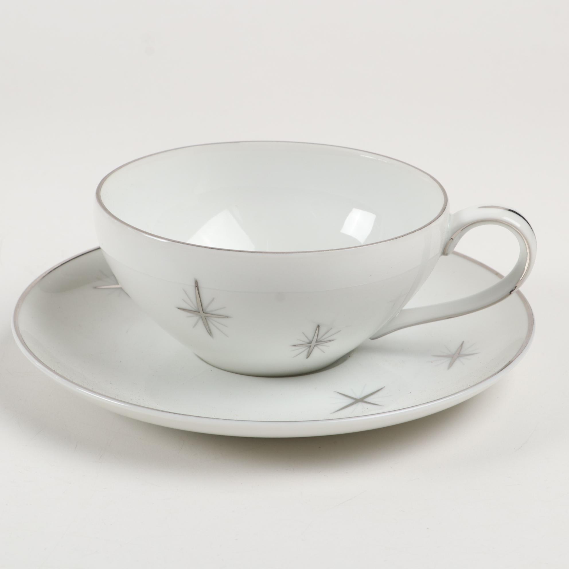 Fukagawa Arita "Cross Star"  Porcelain Dinnerware Set, Late 20th Century