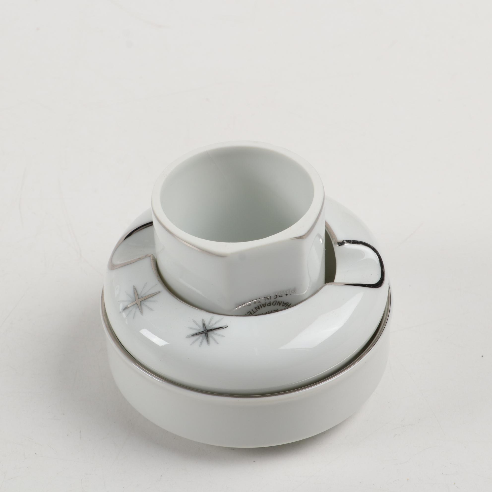 Fukagawa Arita "Cross Star"  Porcelain Dinnerware Set, Late 20th Century
