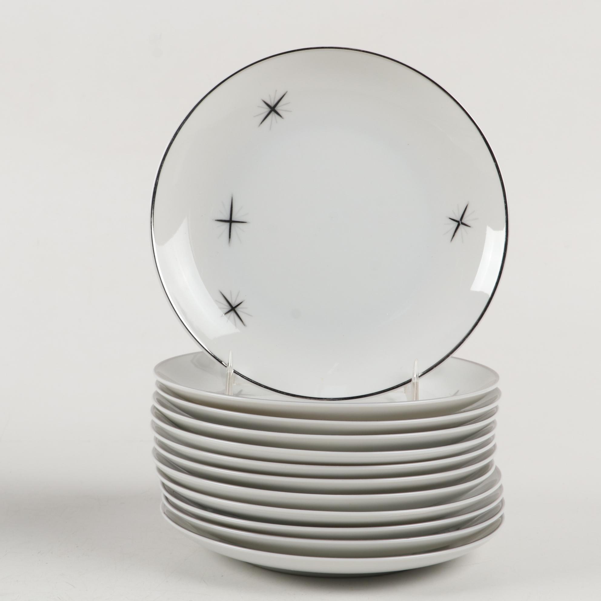 Fukagawa Arita "Cross Star"  Porcelain Dinnerware Set, Late 20th Century