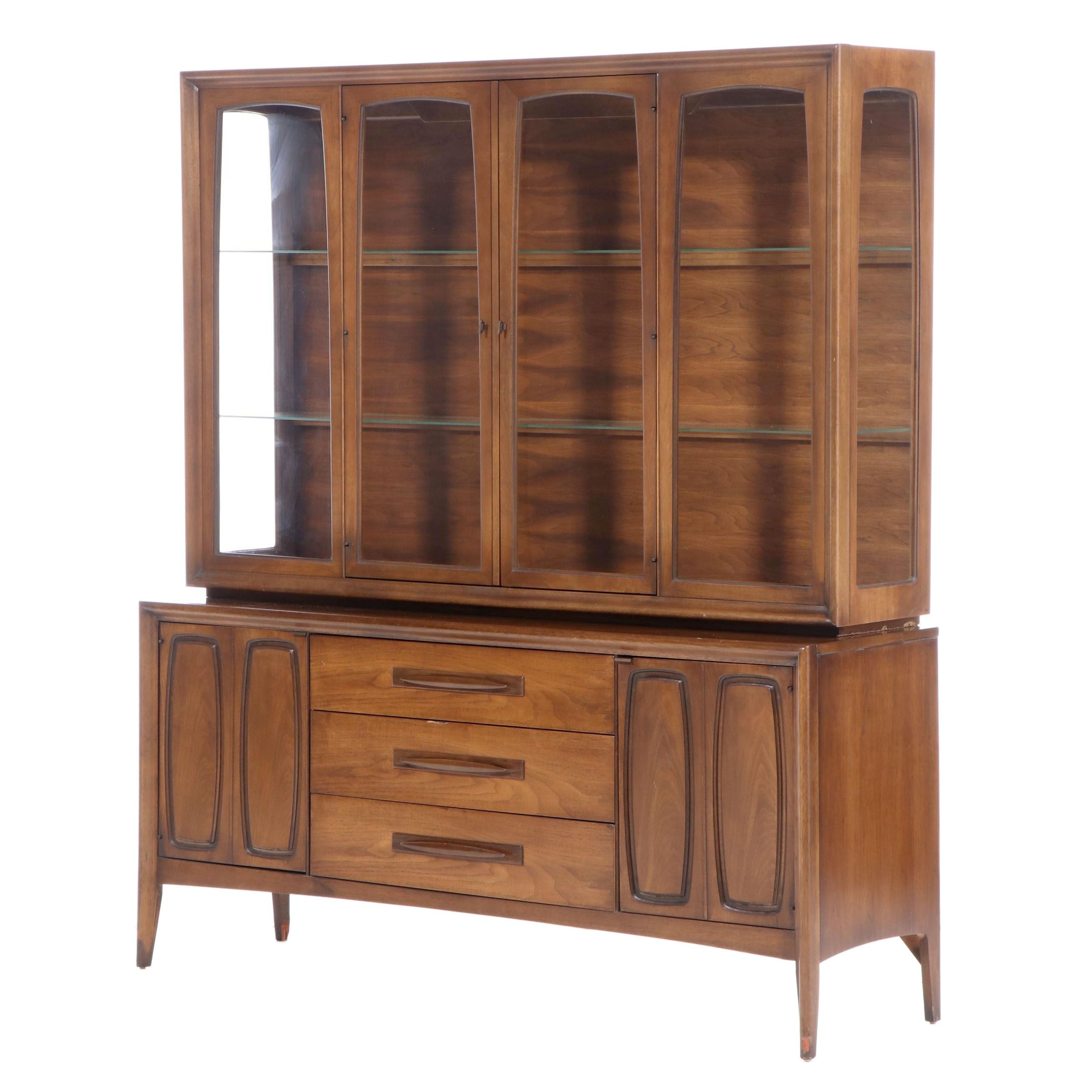Broyhill Premier "Emphasis" Mid Century Modern Illuminated Walnut China Cabinet