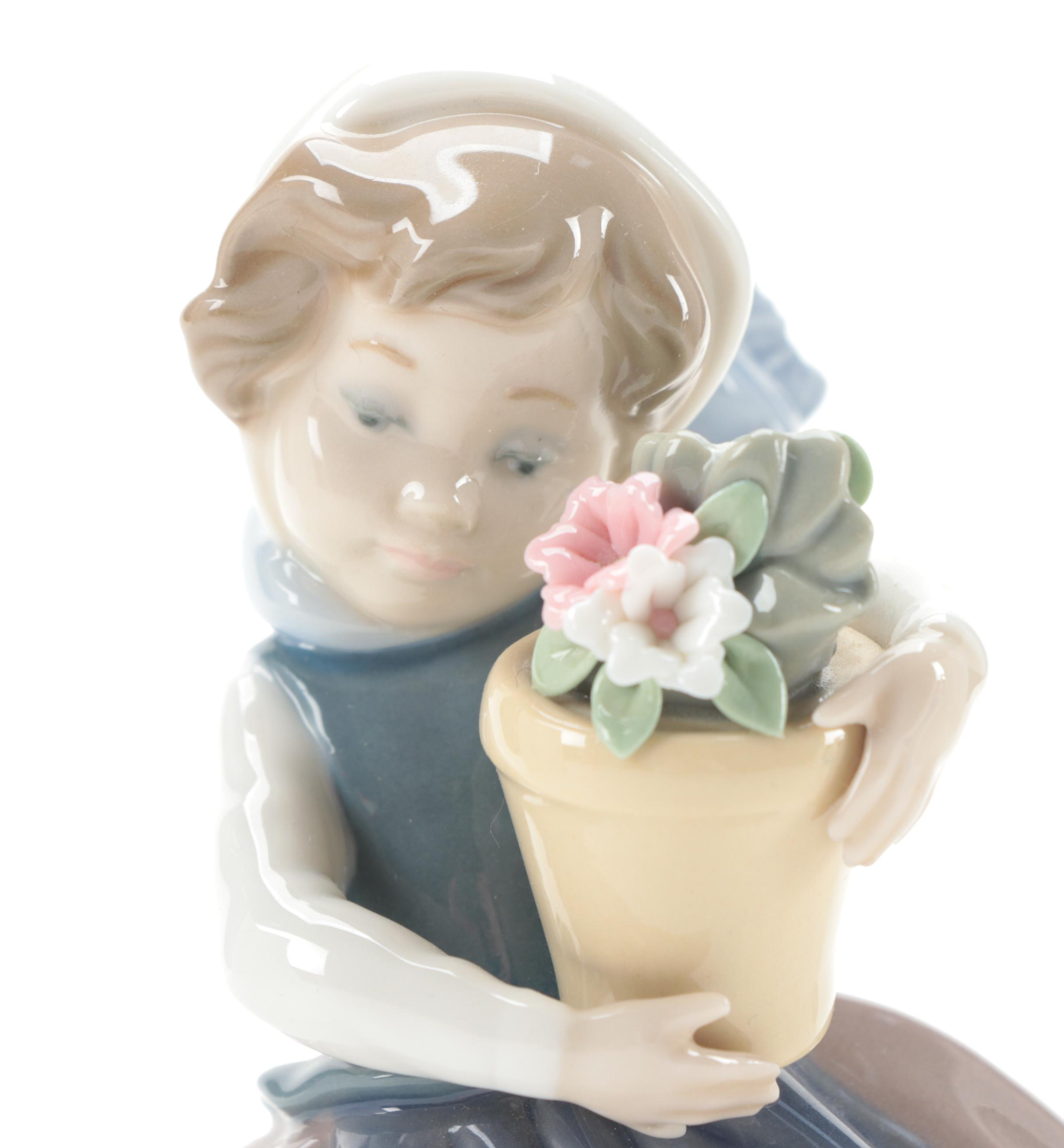 Lladró "Spring is Here" Porcelain Figurine Designed by José Puche