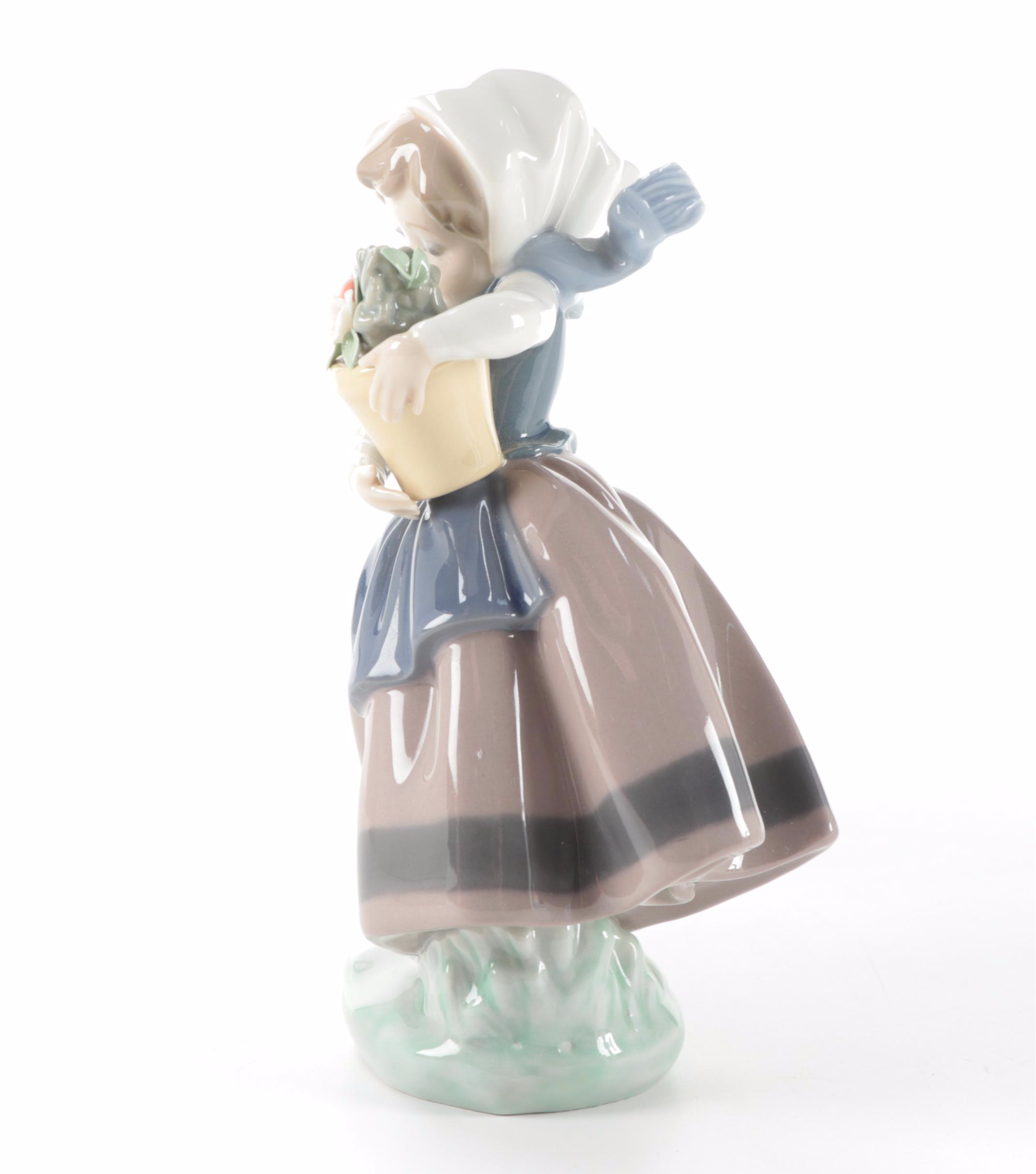 Lladró "Spring is Here" Porcelain Figurine Designed by José Puche