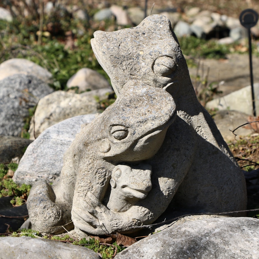 Concrete Garden Statue of Frog Family Hug