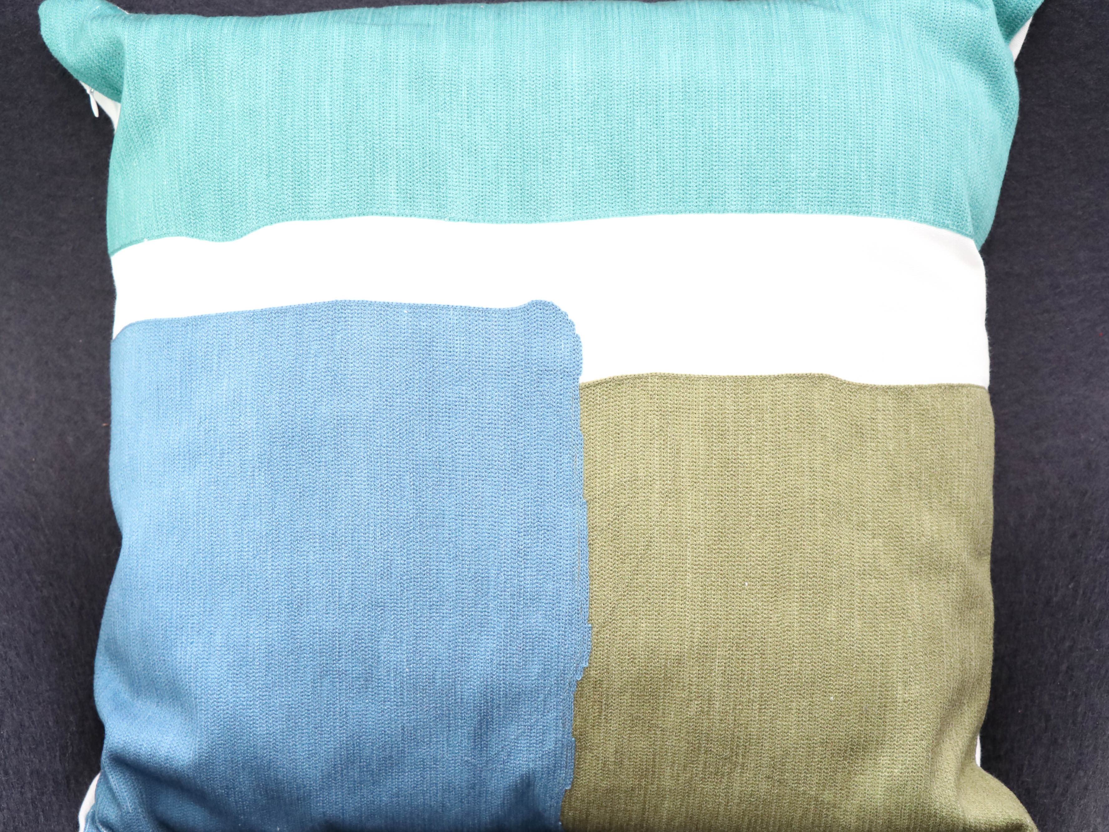 Modern Heather Grey Egg Chair and Pillow