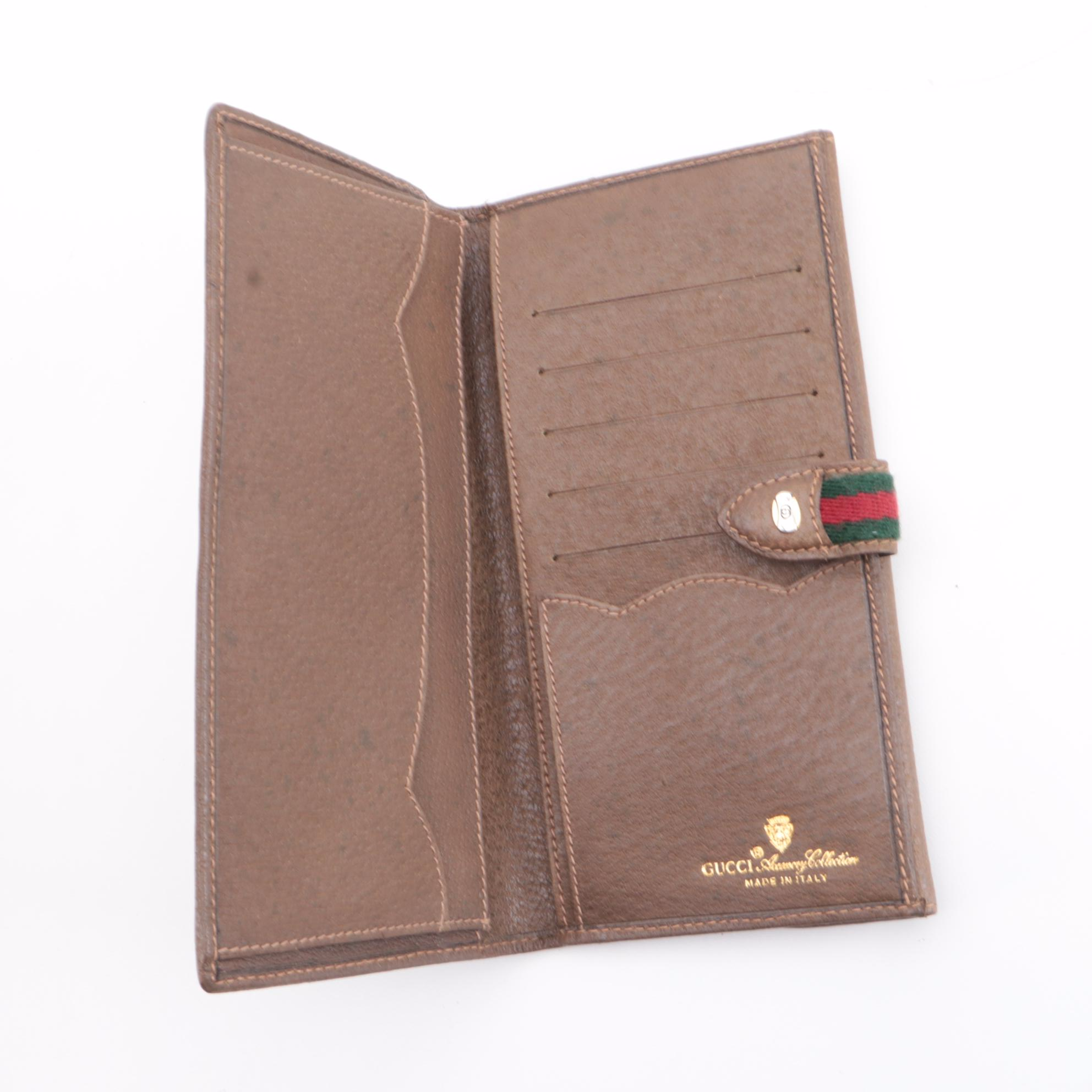 Gucci Accessory Collection GG Supreme Canvas and Leather Wallet