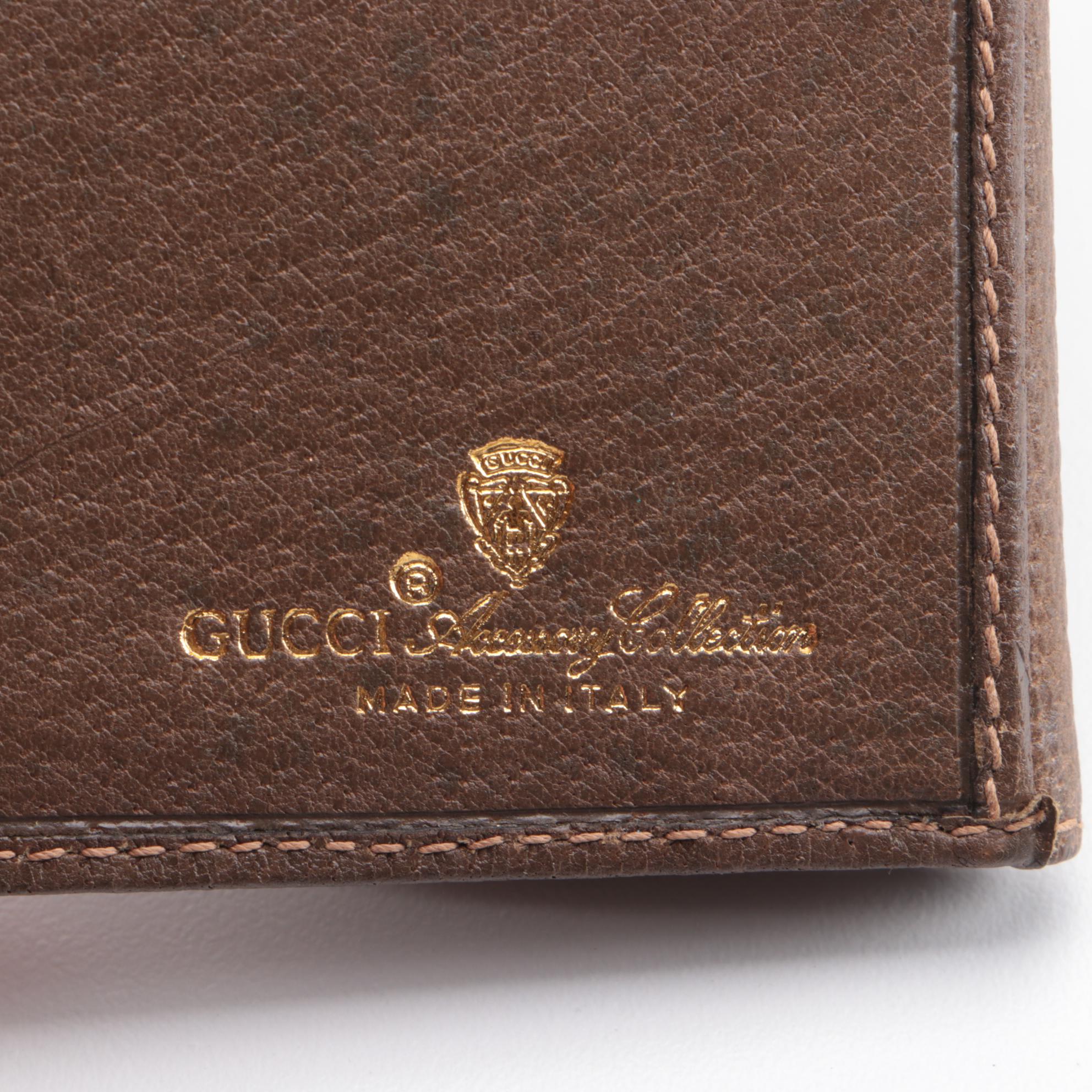 Gucci Accessory Collection GG Supreme Canvas and Leather Wallet