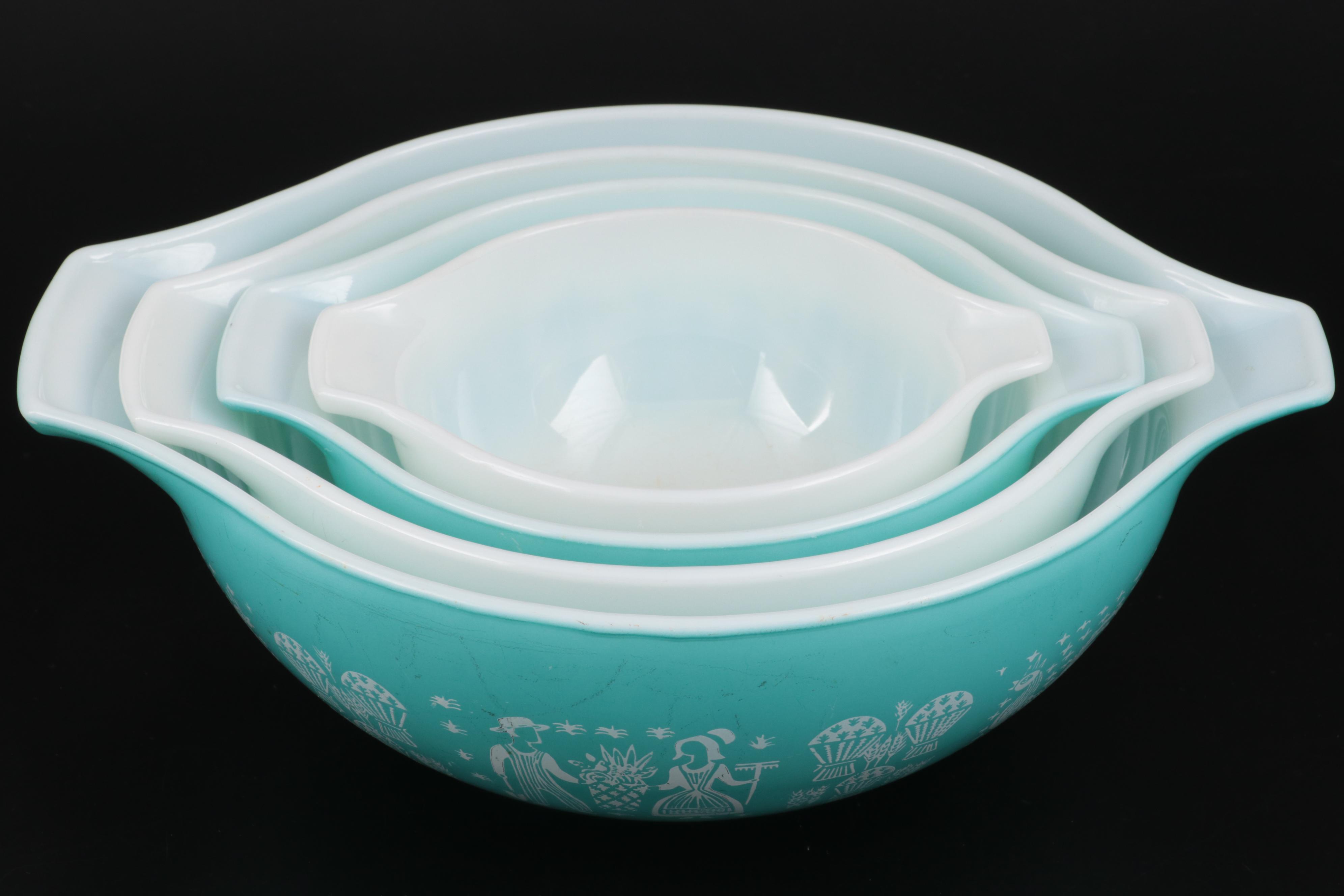 Pyrex "Butterprint" Cinderella Bowls with "Snowflake" Casserole Dish