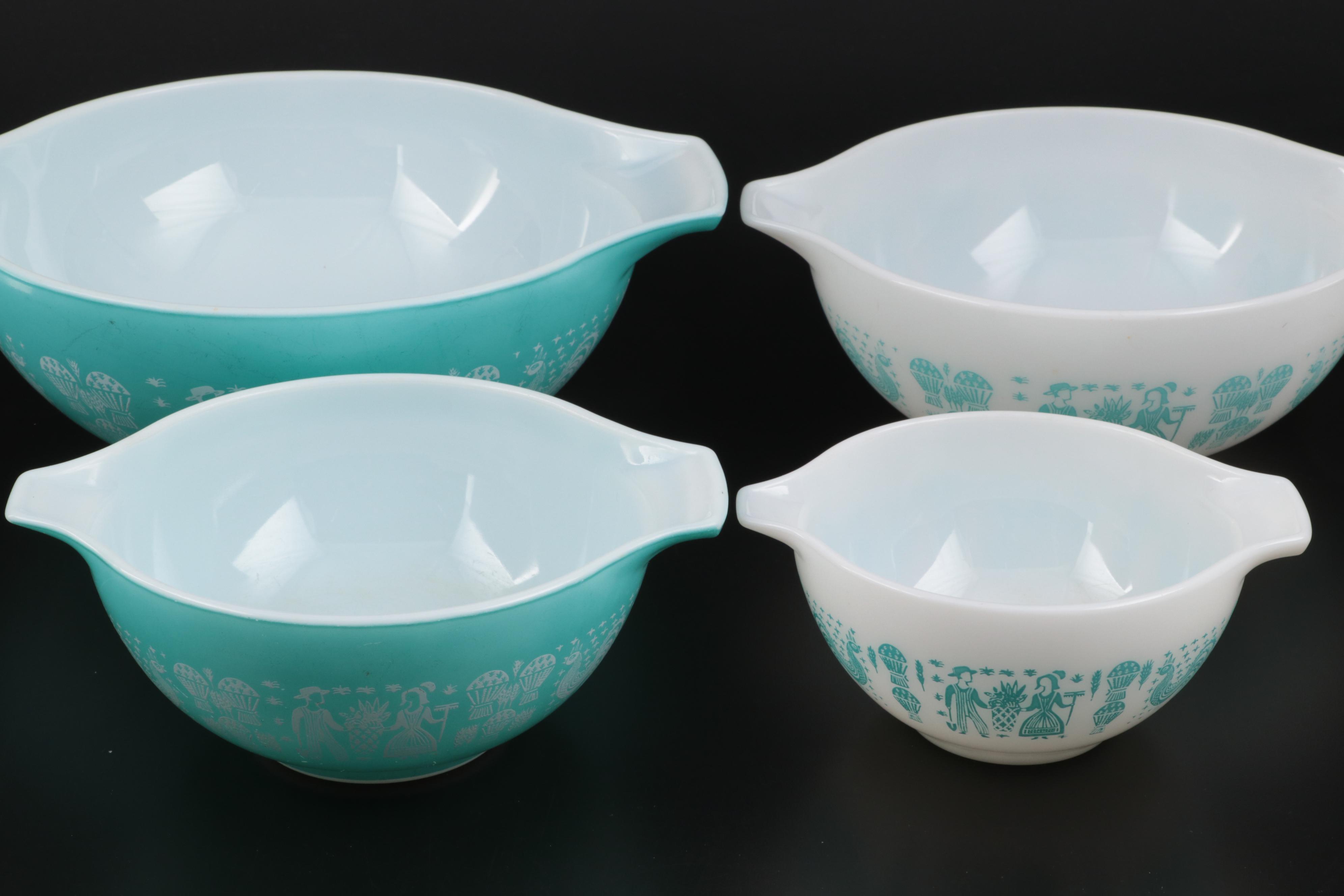 Pyrex "Butterprint" Cinderella Bowls with "Snowflake" Casserole Dish
