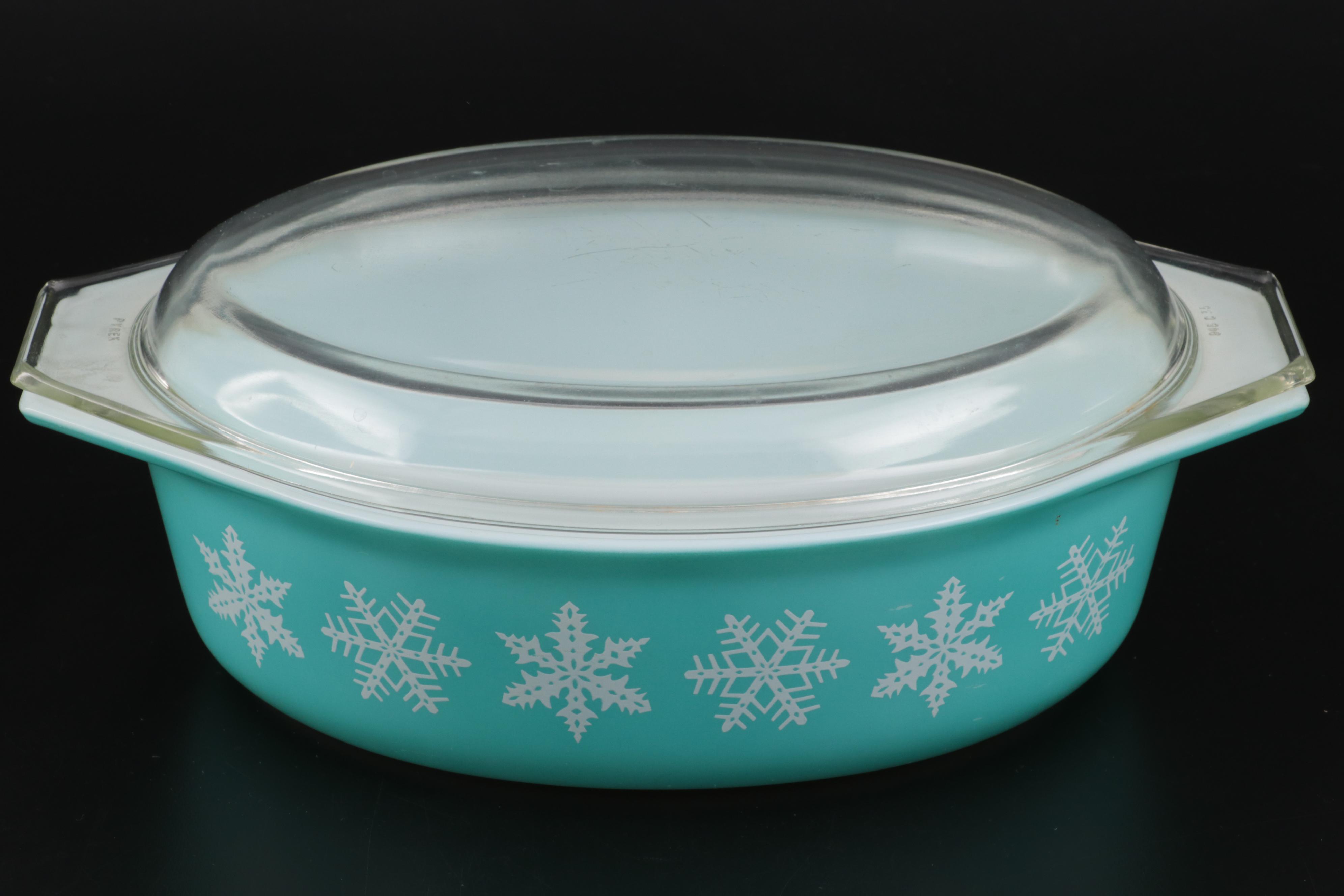 Pyrex "Butterprint" Cinderella Bowls with "Snowflake" Casserole Dish