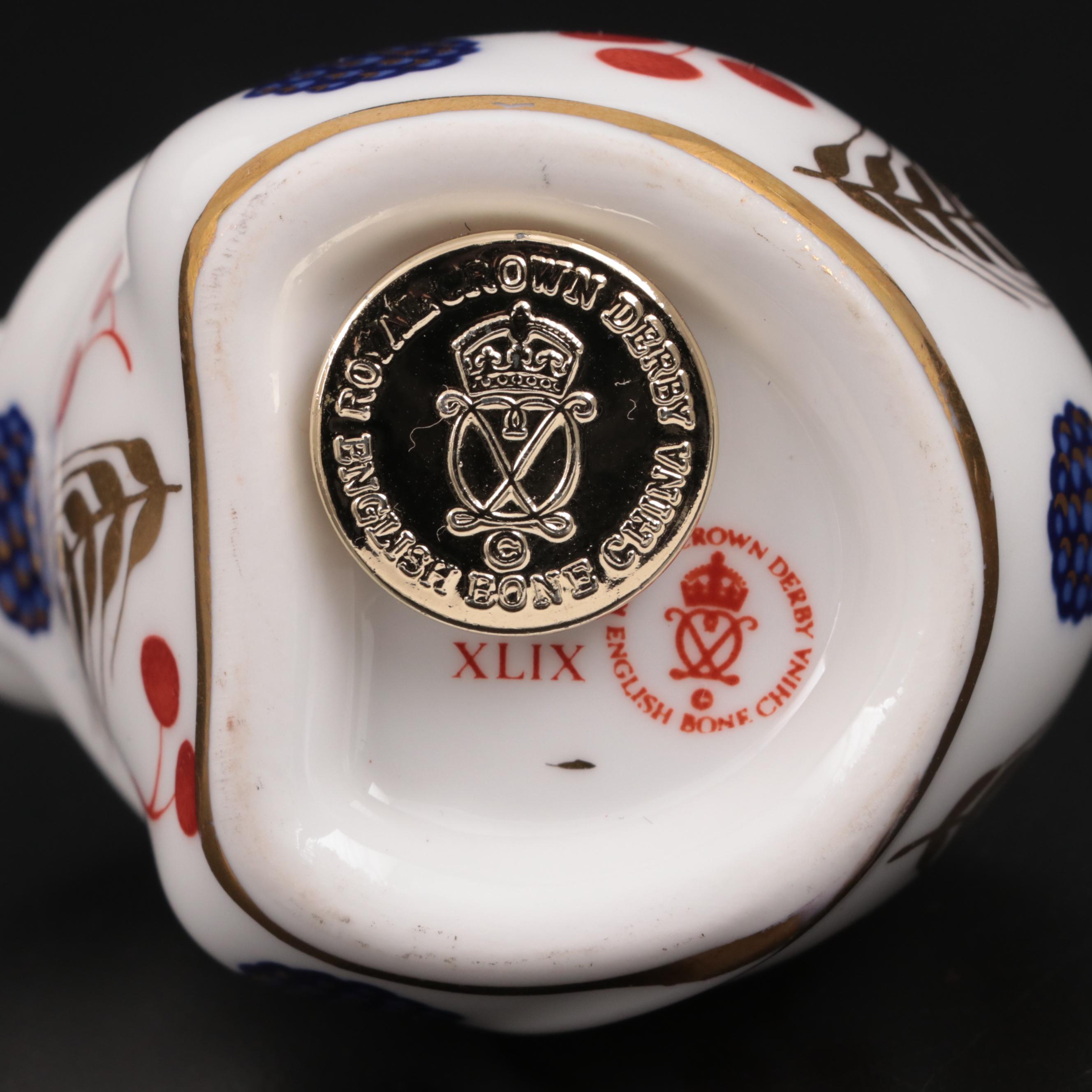 Royal Crown Derby "Imari Harvest Mouse" Bone China Paperweight