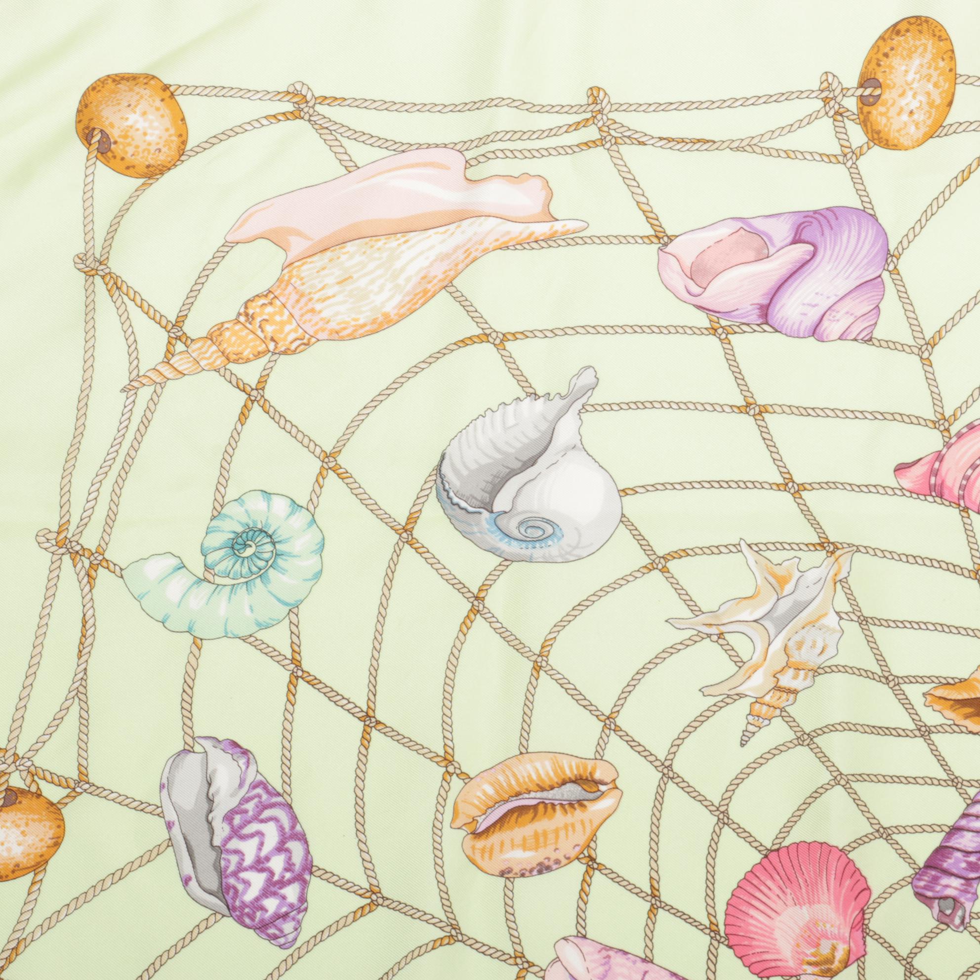 Gucci Printed Silk Twill Scarf in Multicolor Seashell and Net Motif