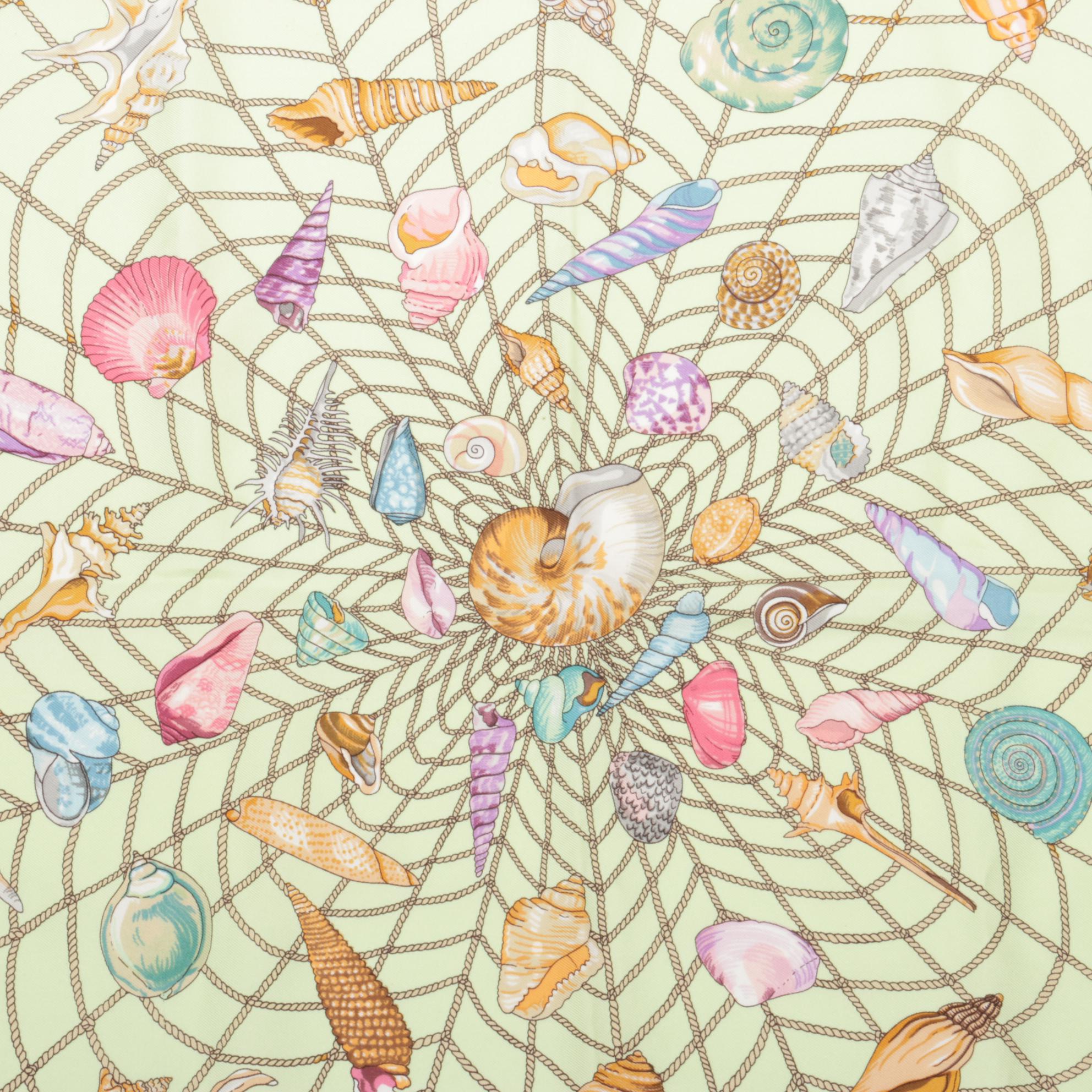 Gucci Printed Silk Twill Scarf in Multicolor Seashell and Net Motif