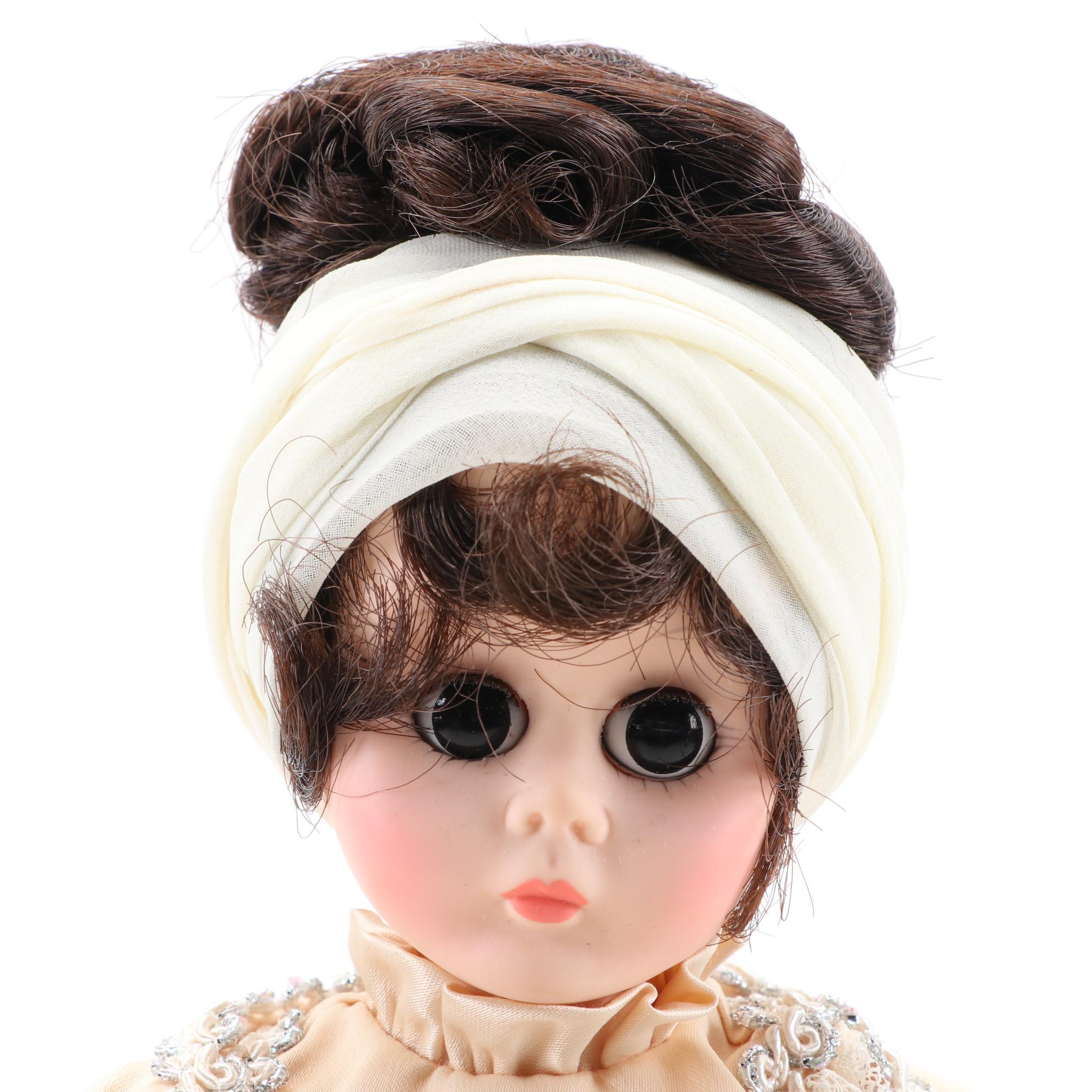 Madame Alexander First Lady Collection "Dolley Madison" Doll in Display Case