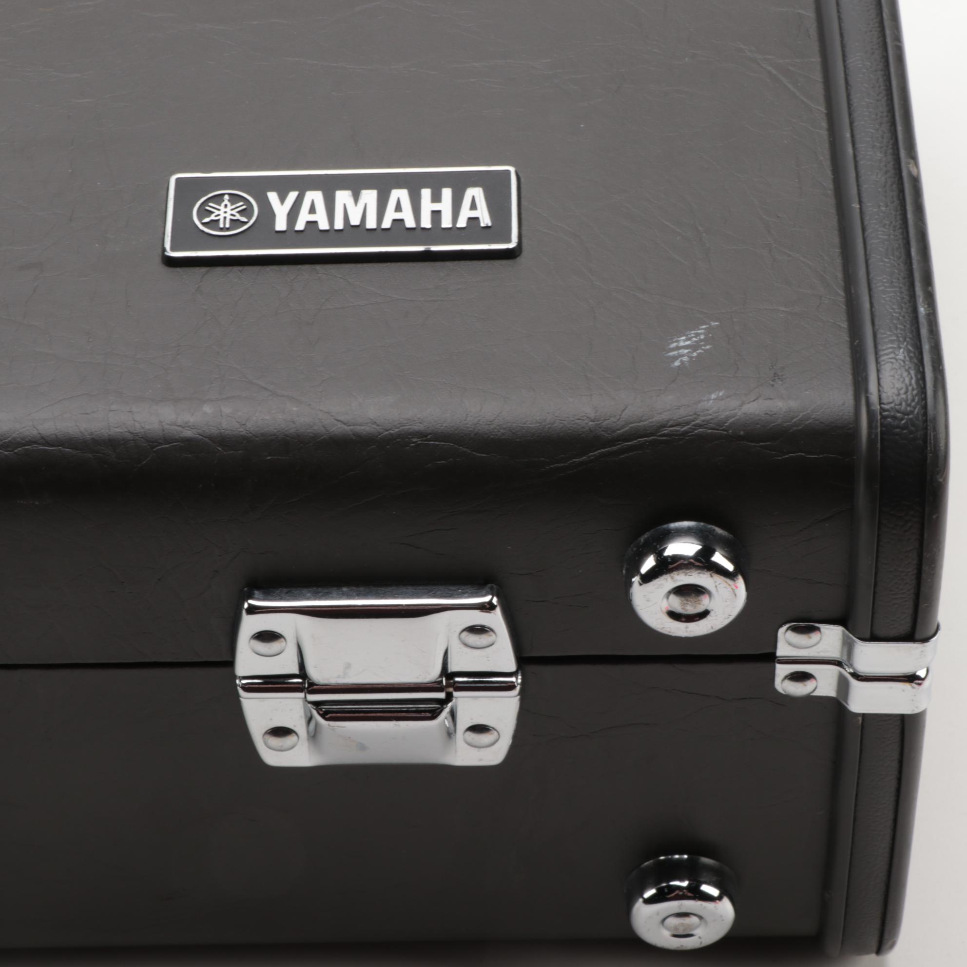 Yamaha YTR-2335 Bb Trumpet with Mouthpieces and Case