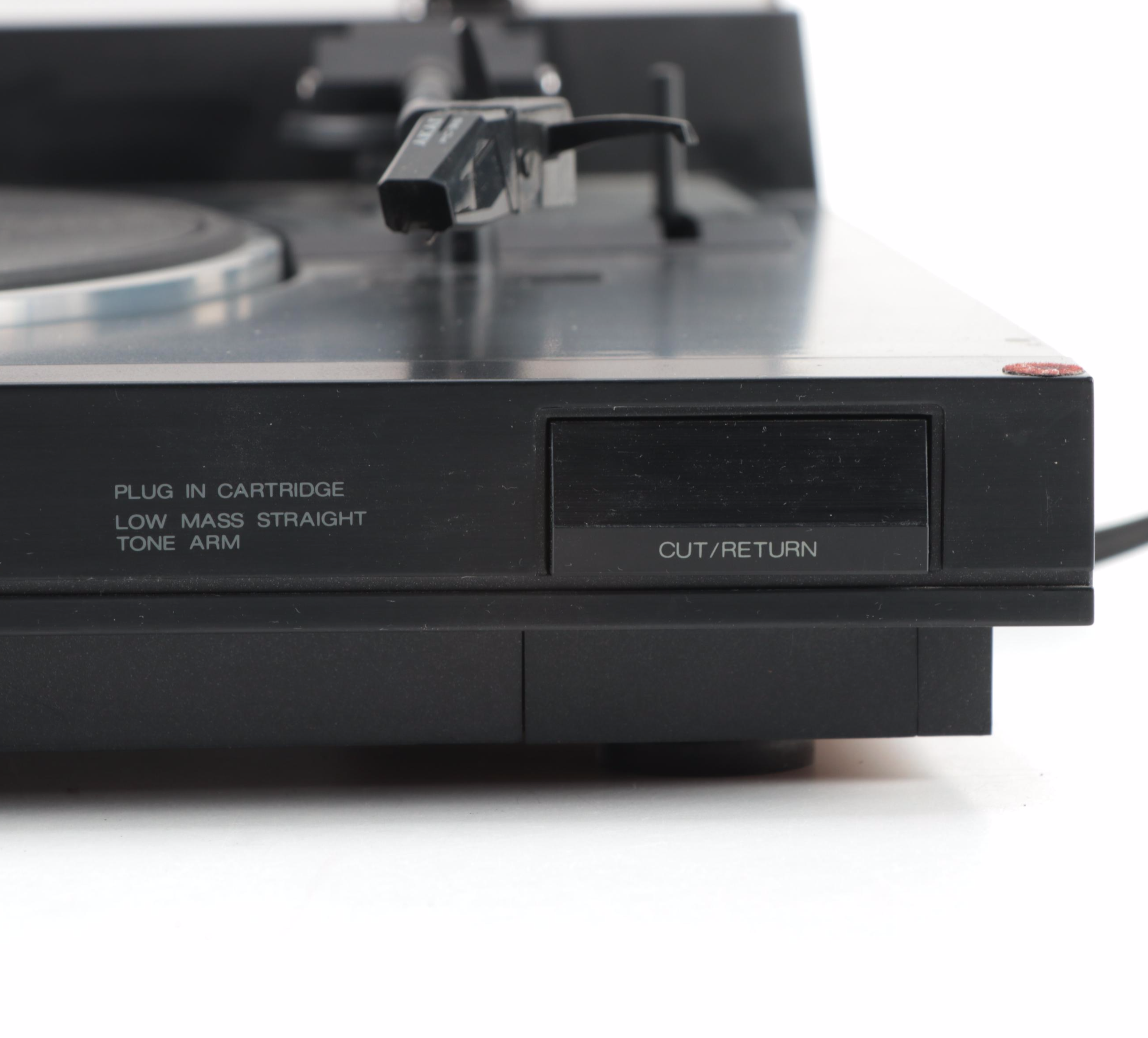 AKAI AP-A305 Turntable, Late 20th Century