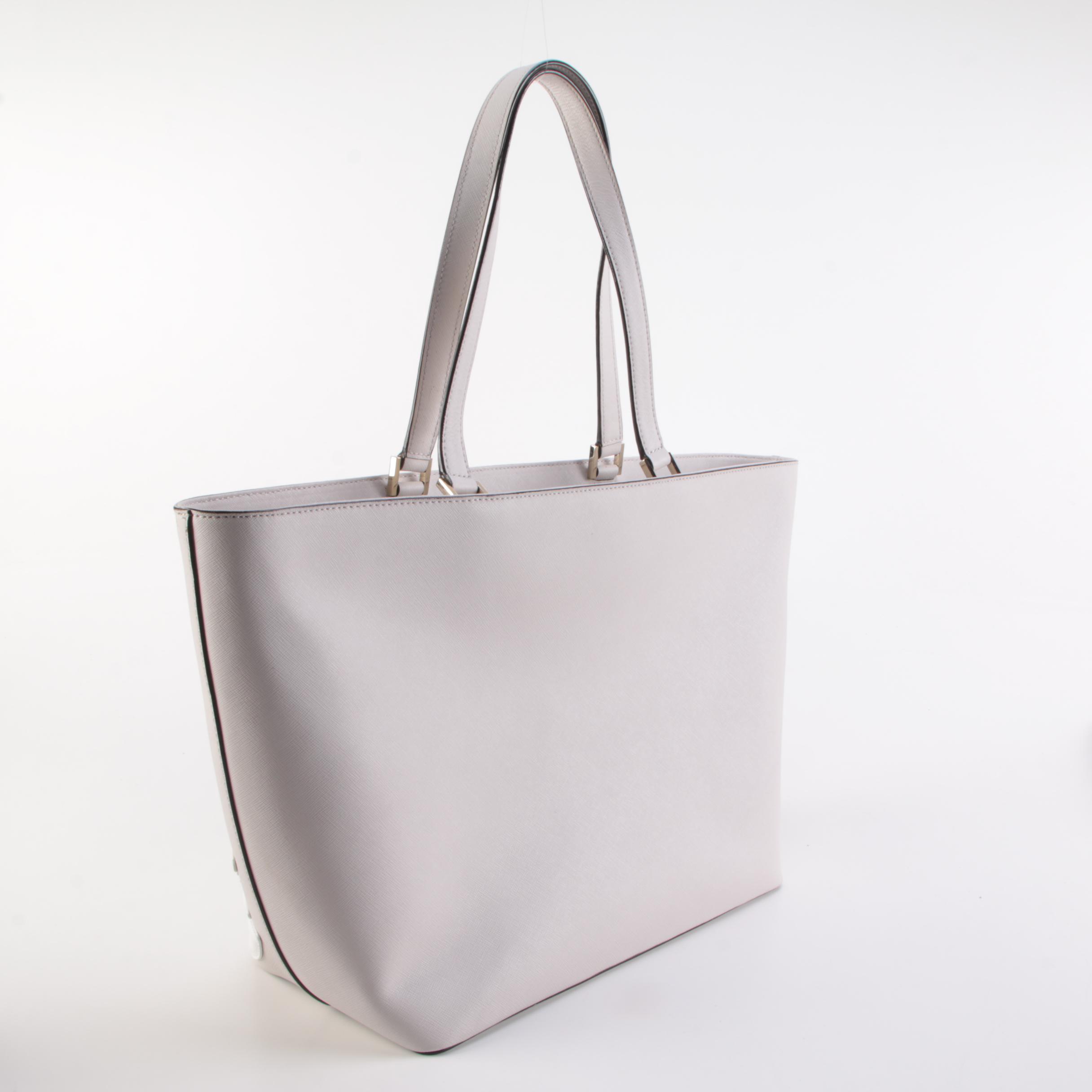 Kate Spade Jules on Pointe Swan Tote with Pom-Pom Portable Tech Charger