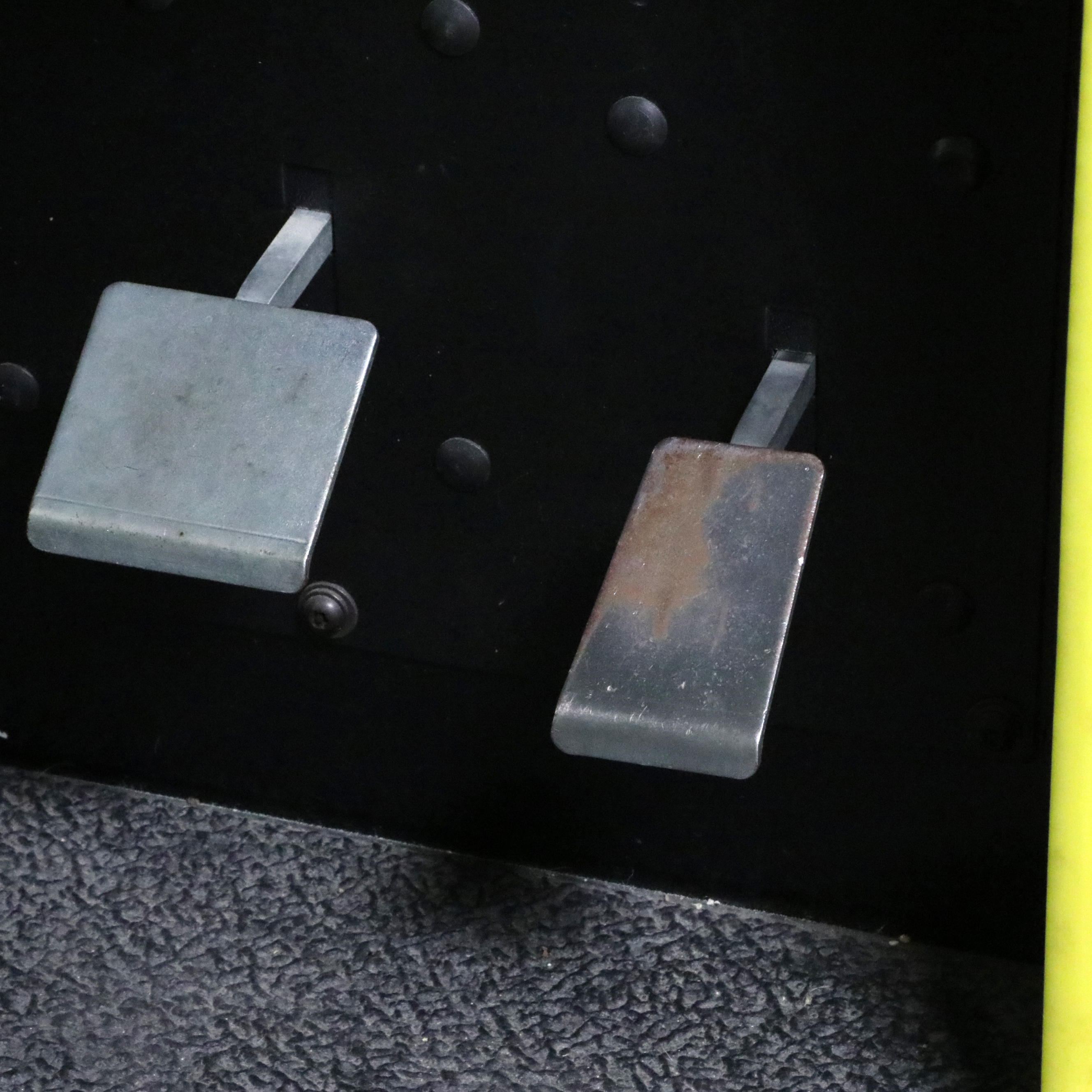 Atari San Francisco "Rush The Rock: Alcatraz Edition" Arcade Driving Game