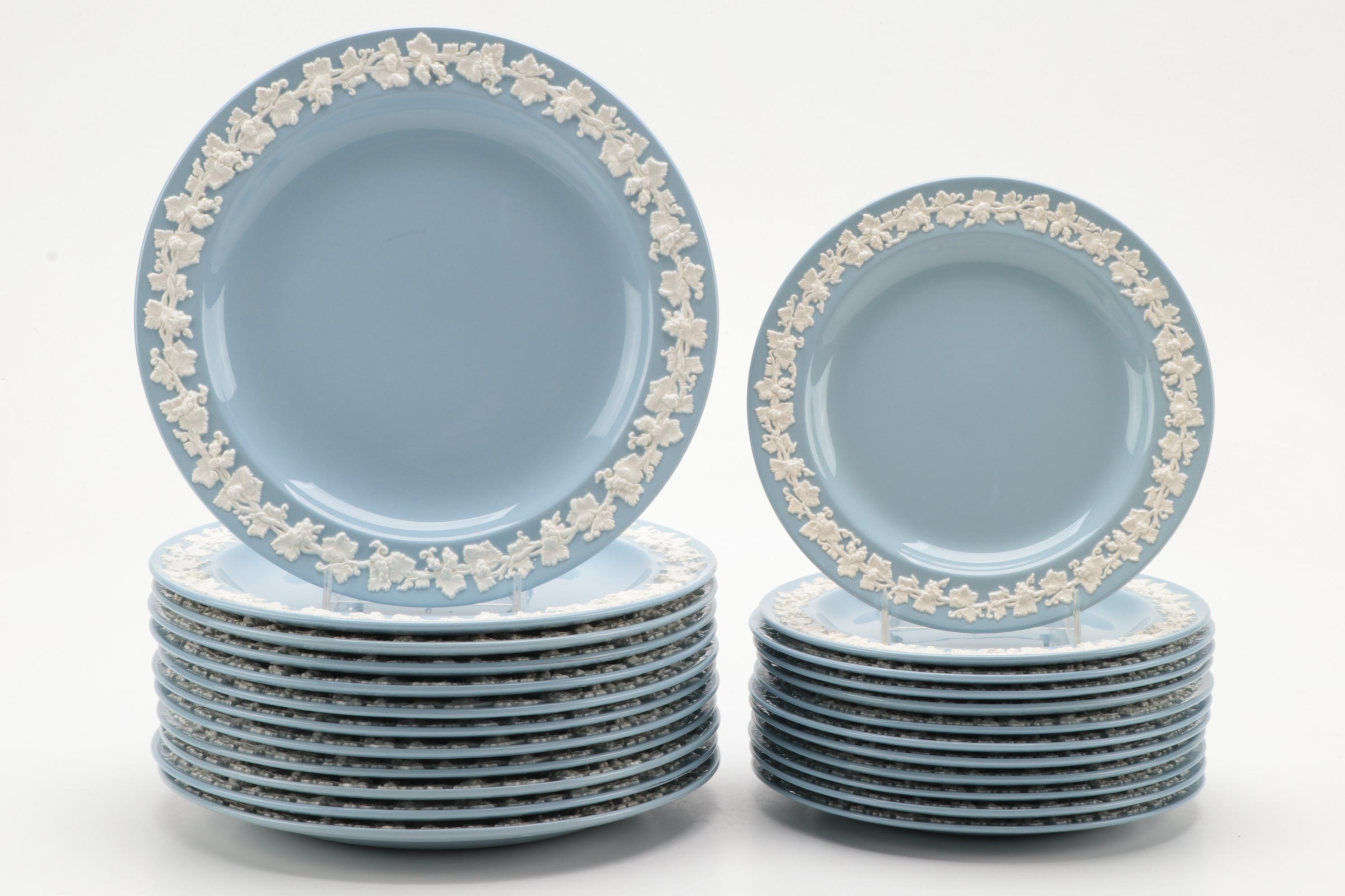 Wedgwood Etruria and Baralston Cream on Lavender Queensware Dinnerware