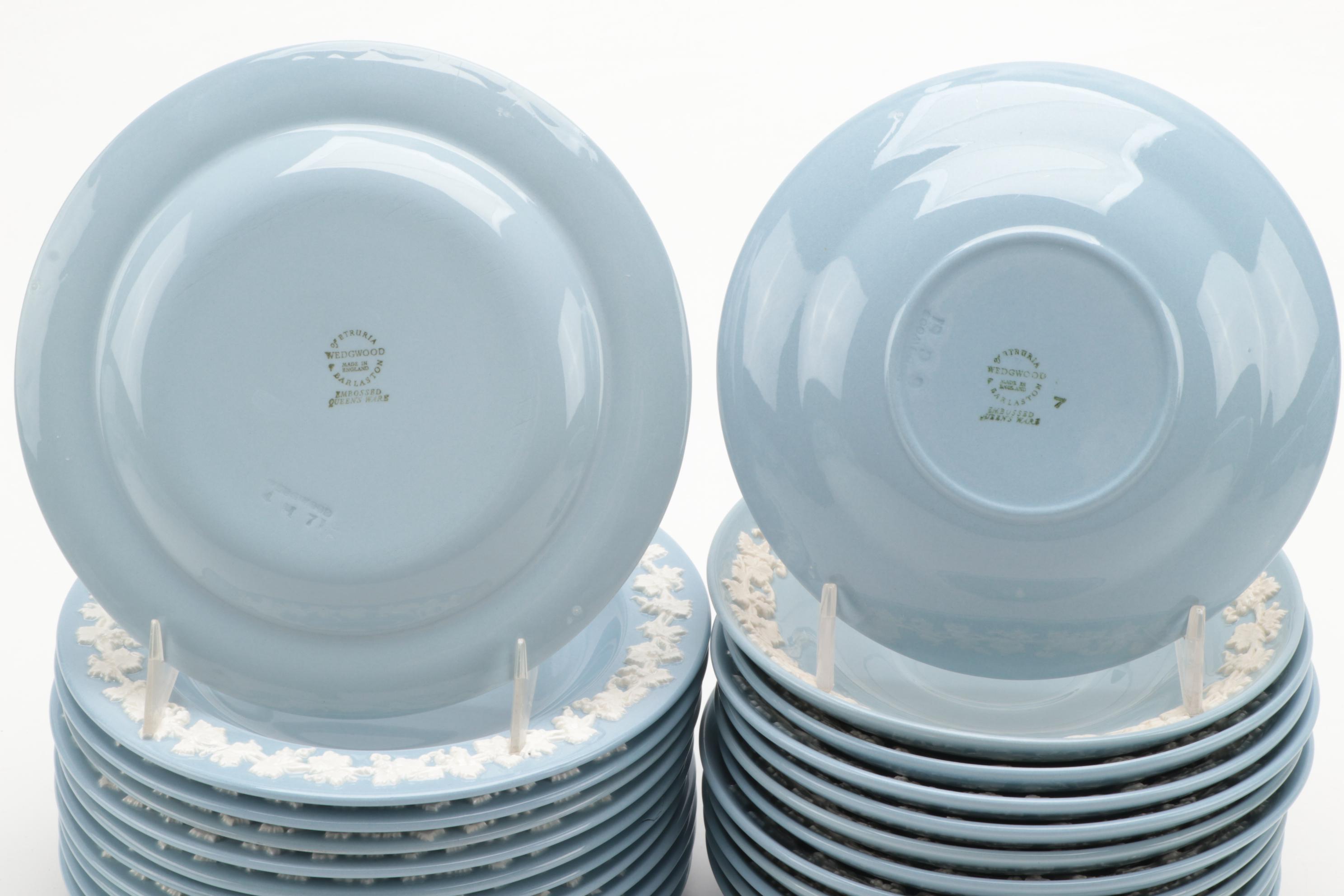 Wedgwood Etruria and Baralston Cream on Lavender Queensware Dinnerware