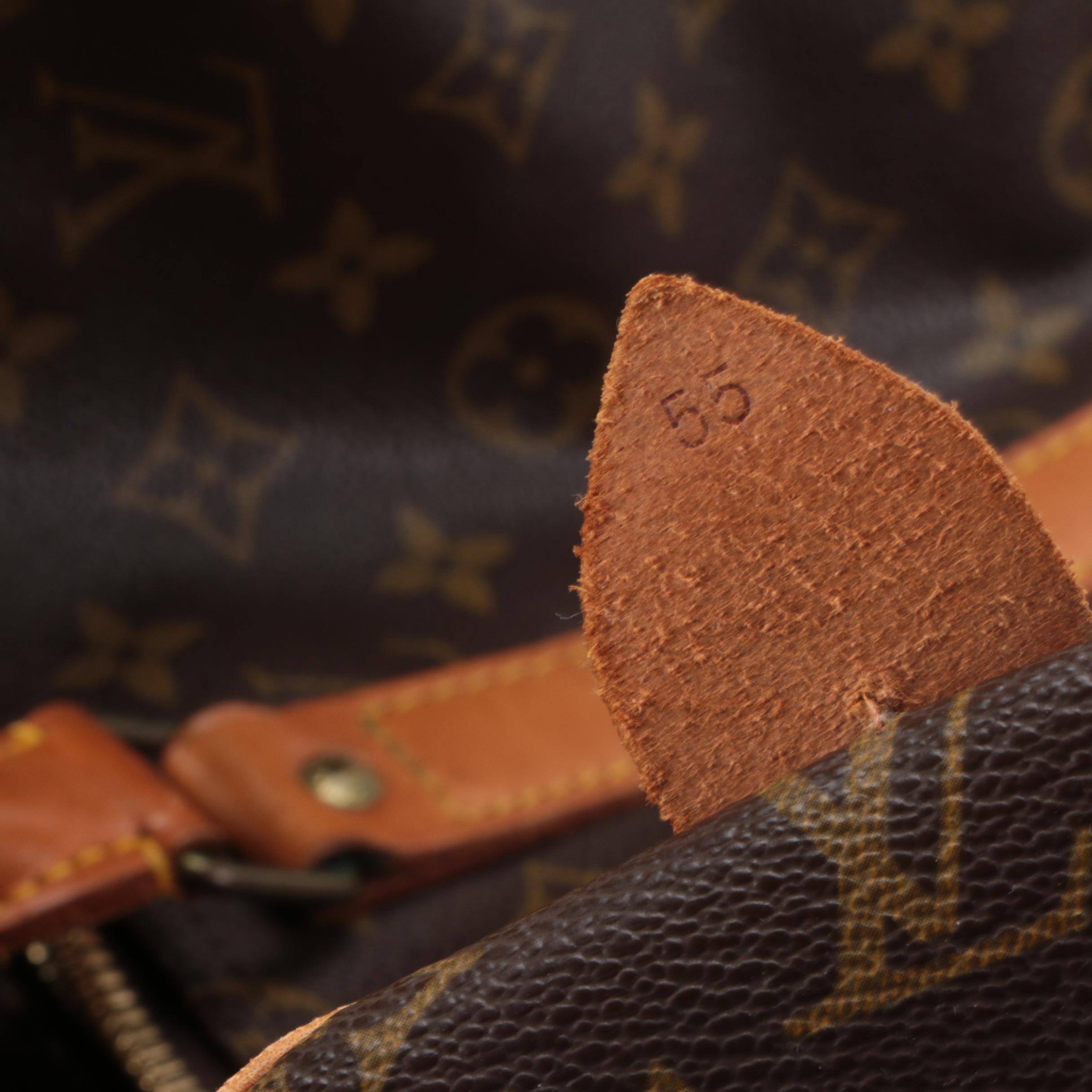 Louis Vuitton Malletier Keepall 55 Travel Bag in Monogram Canvas