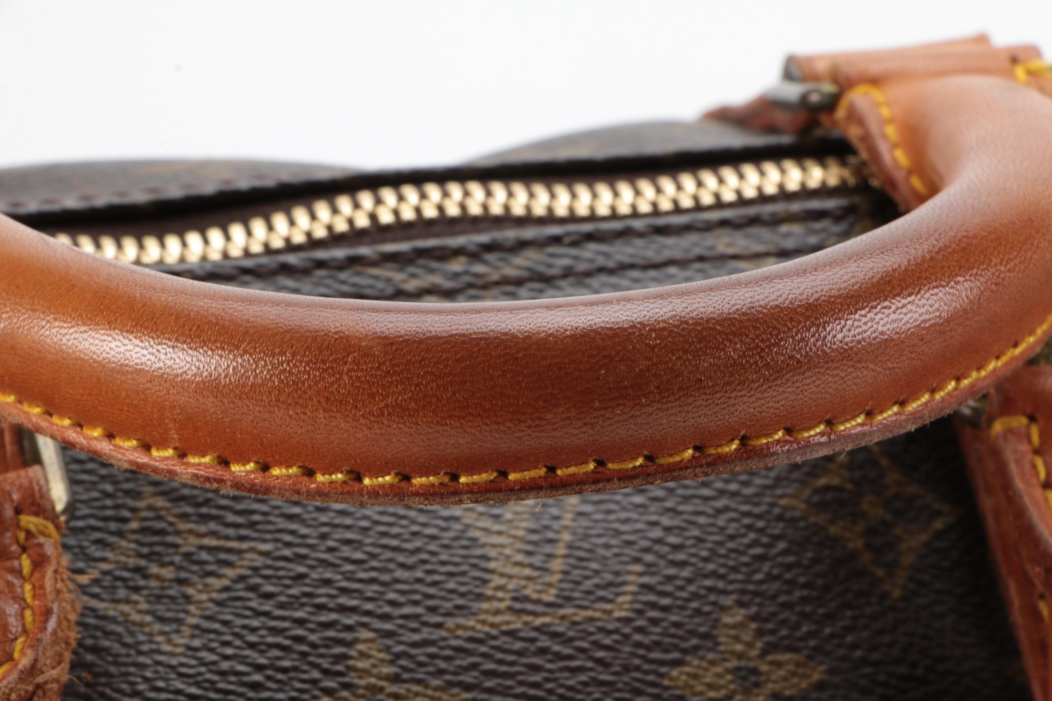 Louis Vuitton Malletier Keepall 55 Travel Bag in Monogram Canvas