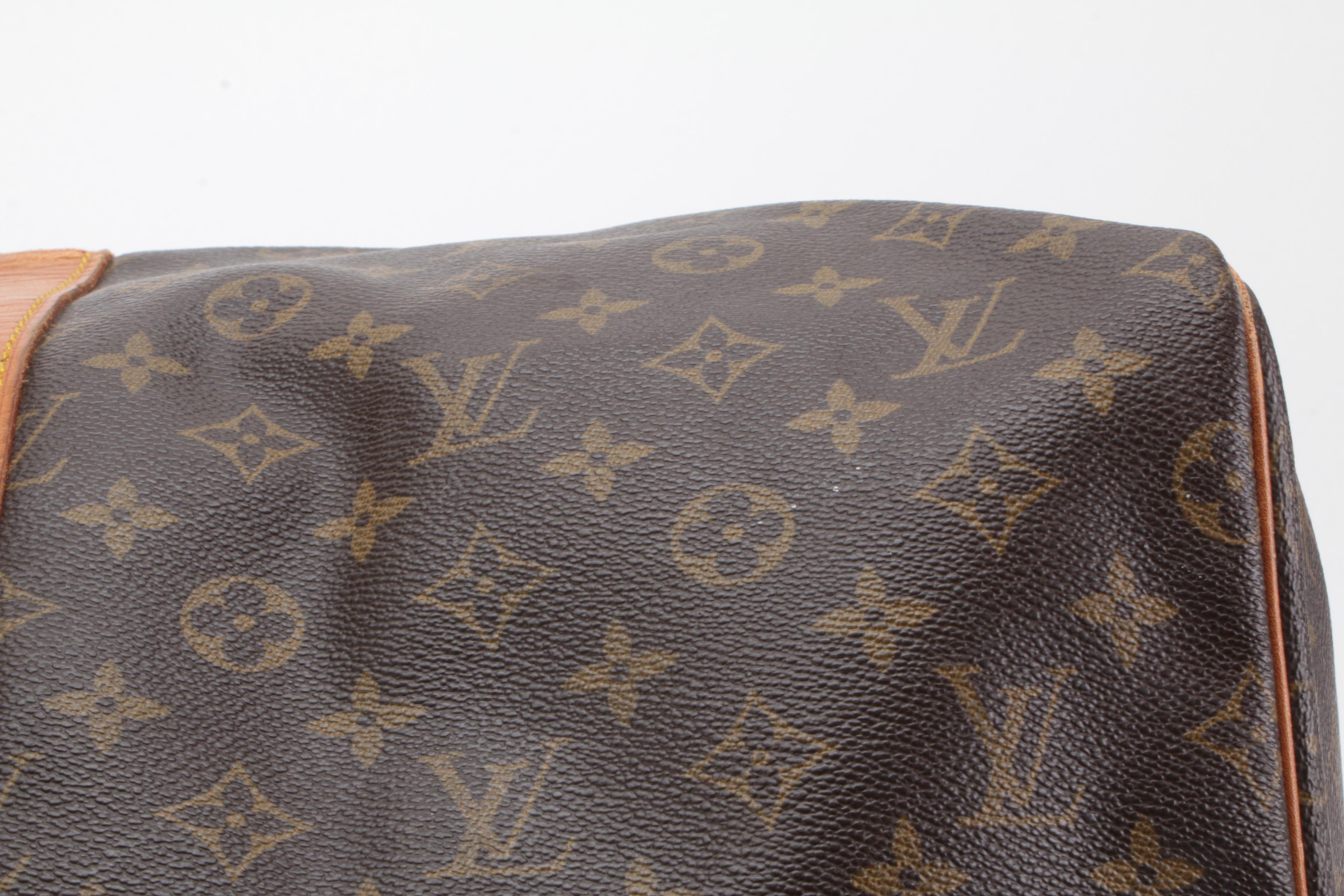 Louis Vuitton Malletier Keepall 55 Travel Bag in Monogram Canvas