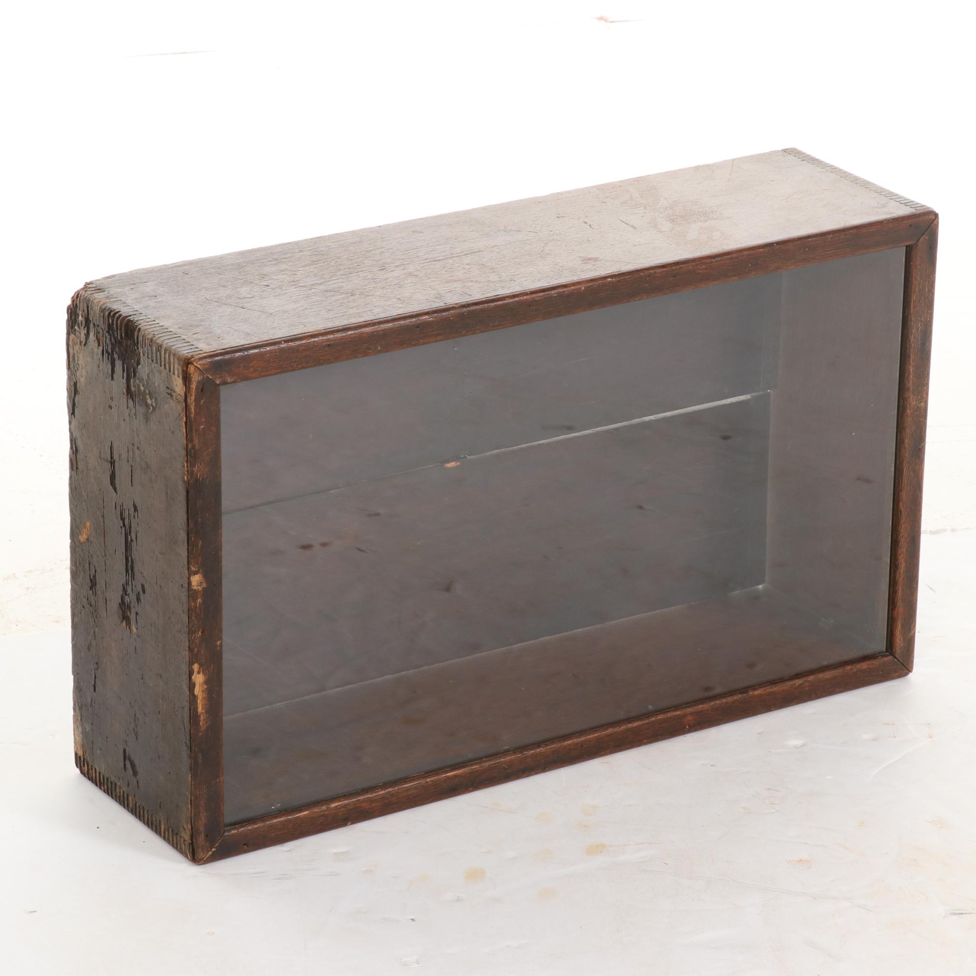 The Dean Electric Company Harmonic Converter Oak and Glass Case, Early 20th C.