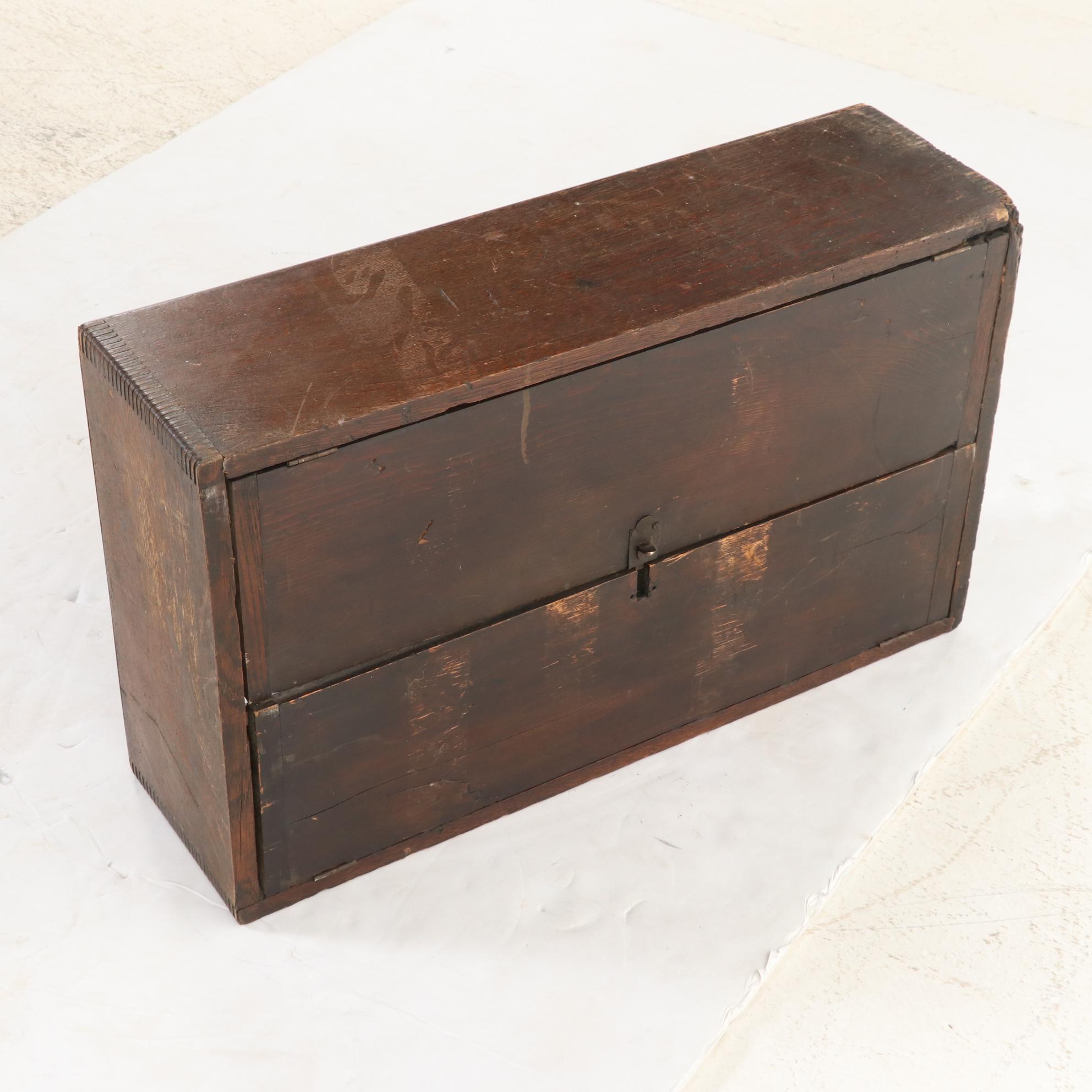 The Dean Electric Company Harmonic Converter Oak and Glass Case, Early 20th C.