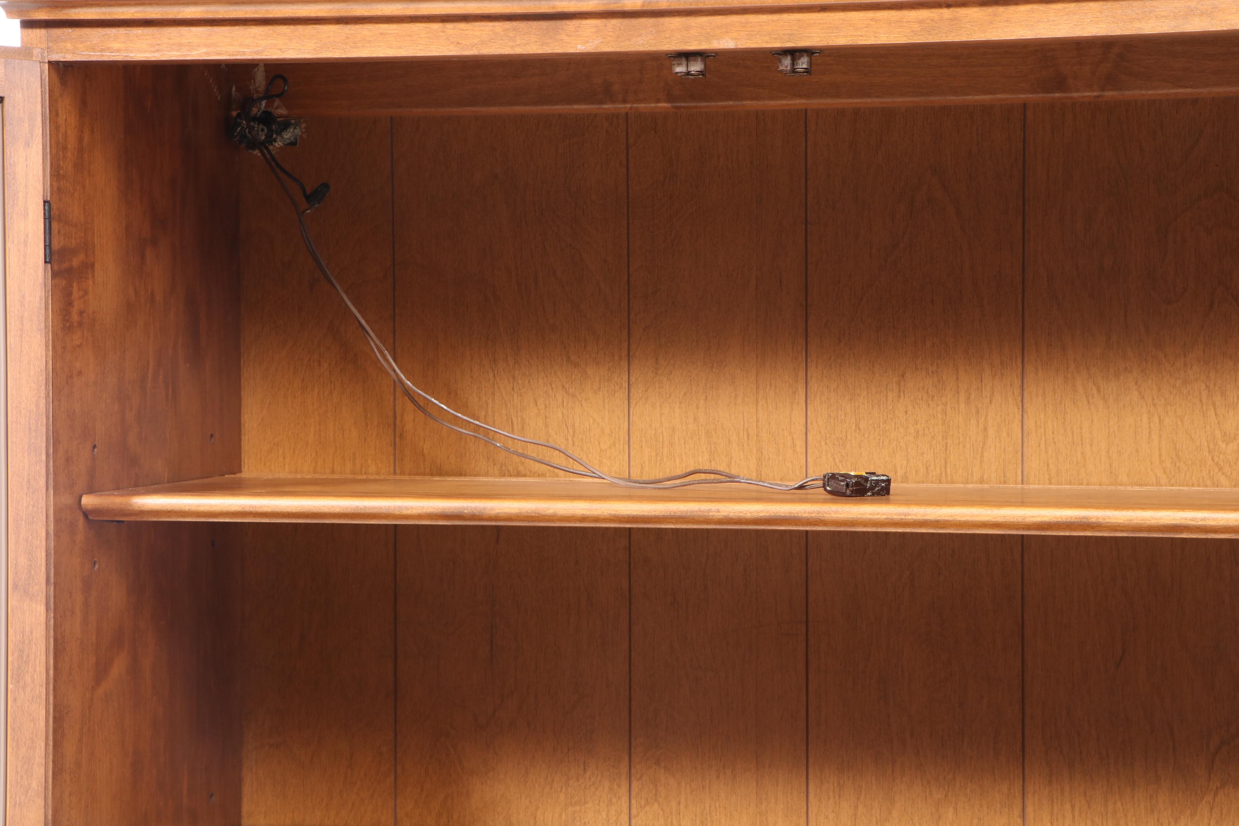 Ethan Allen Chippendale Style Maple China Cabinet, Late 20th Century