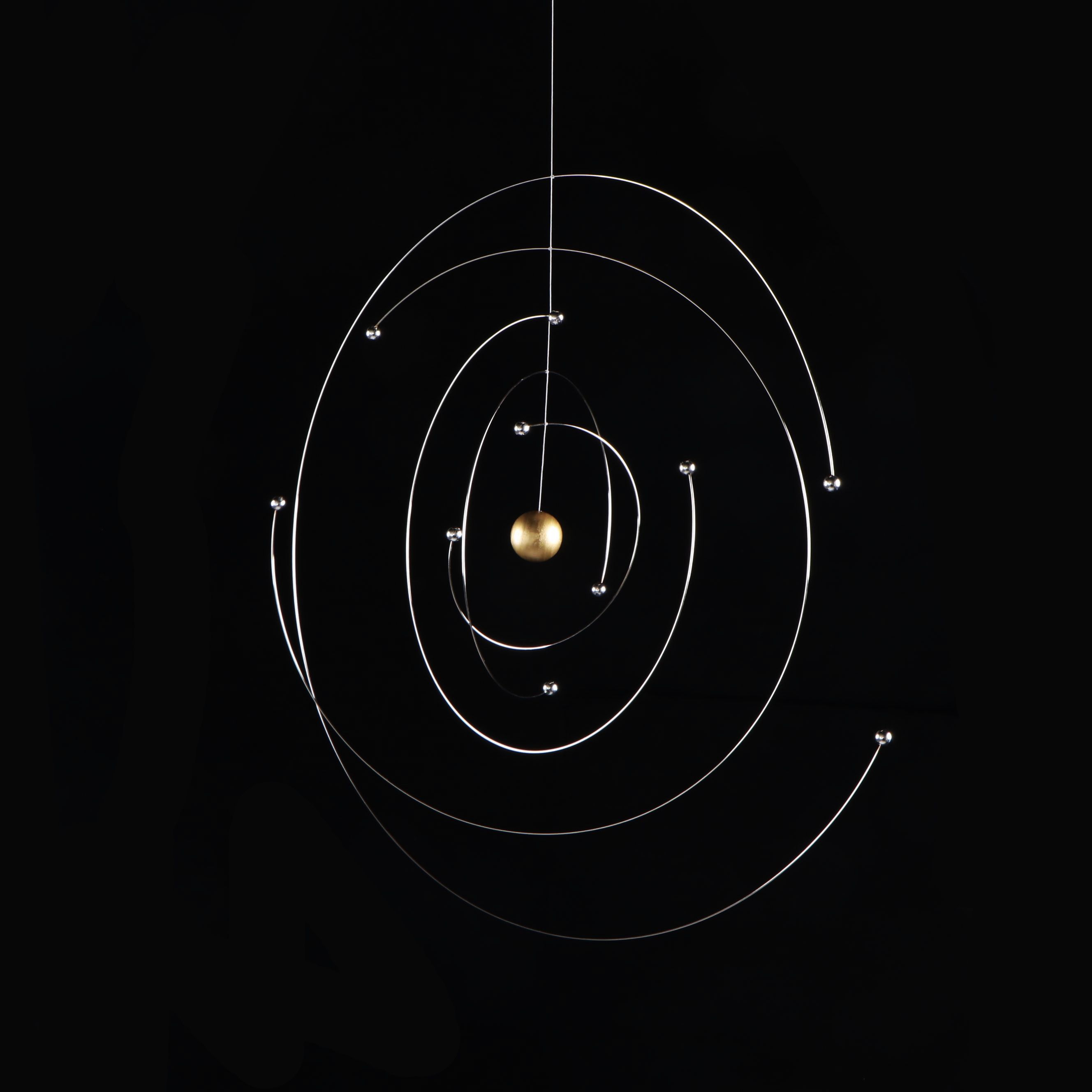 Flensted Mobiles "Niels Bohr Atom Model 1913," 2013