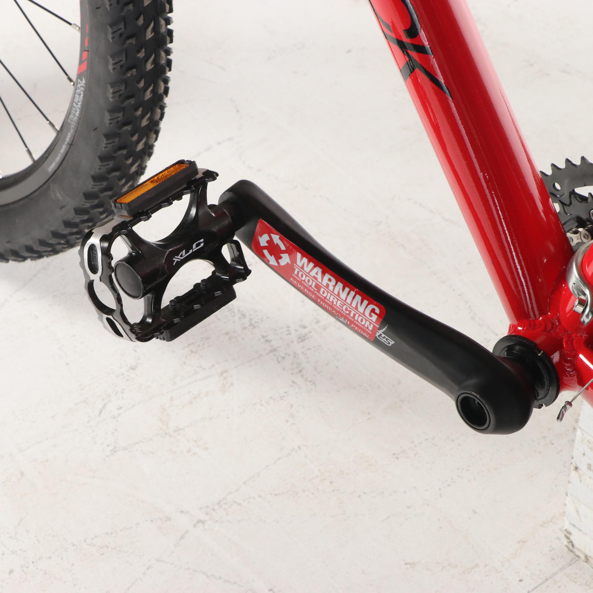 Diamondback Overdrive Mens Large Aluminum Frame 21 Speed Mountain Bike