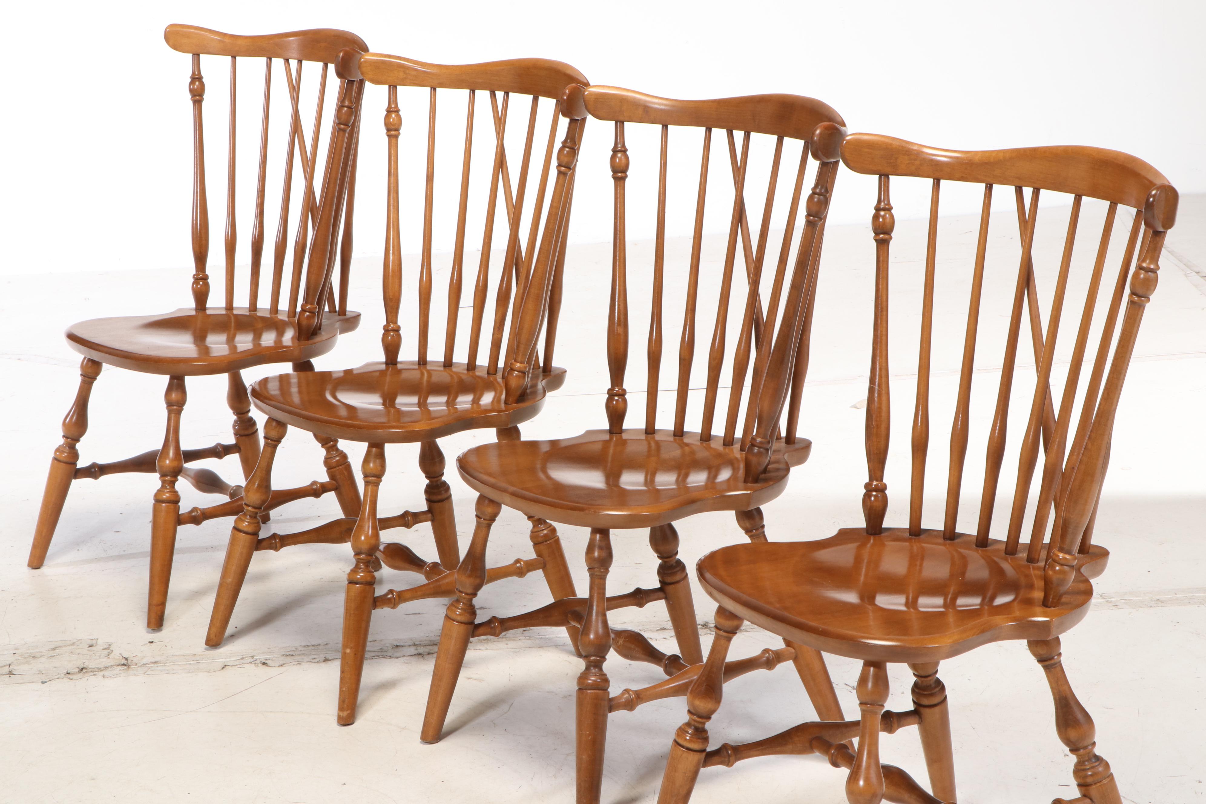 Seven-Piece Ethan Allen Maple Dining Set, Late 20th Century