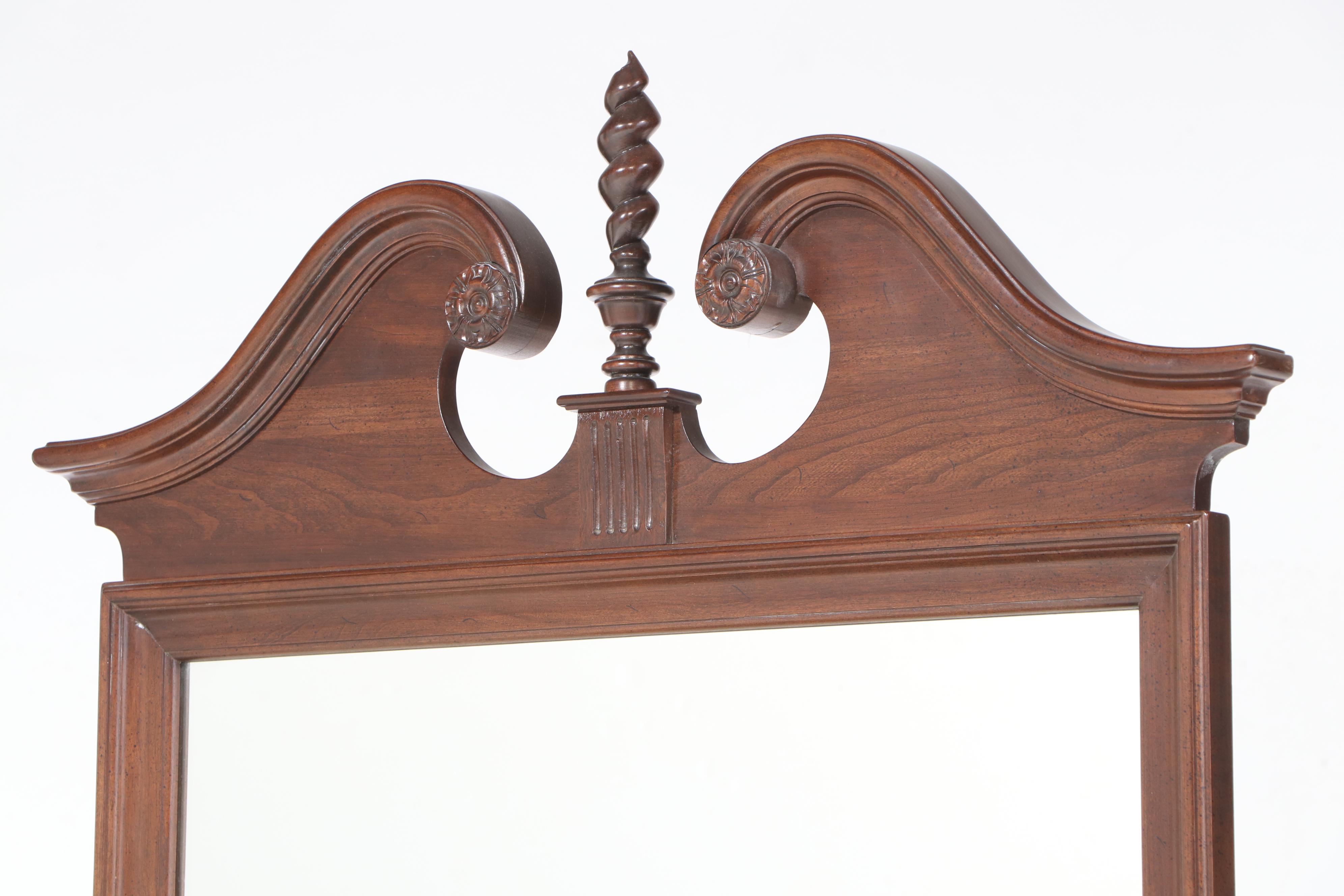 Ethan Allen Chippendale Style Cherrywood Eight-Drawer Dresser, Late 20th Century