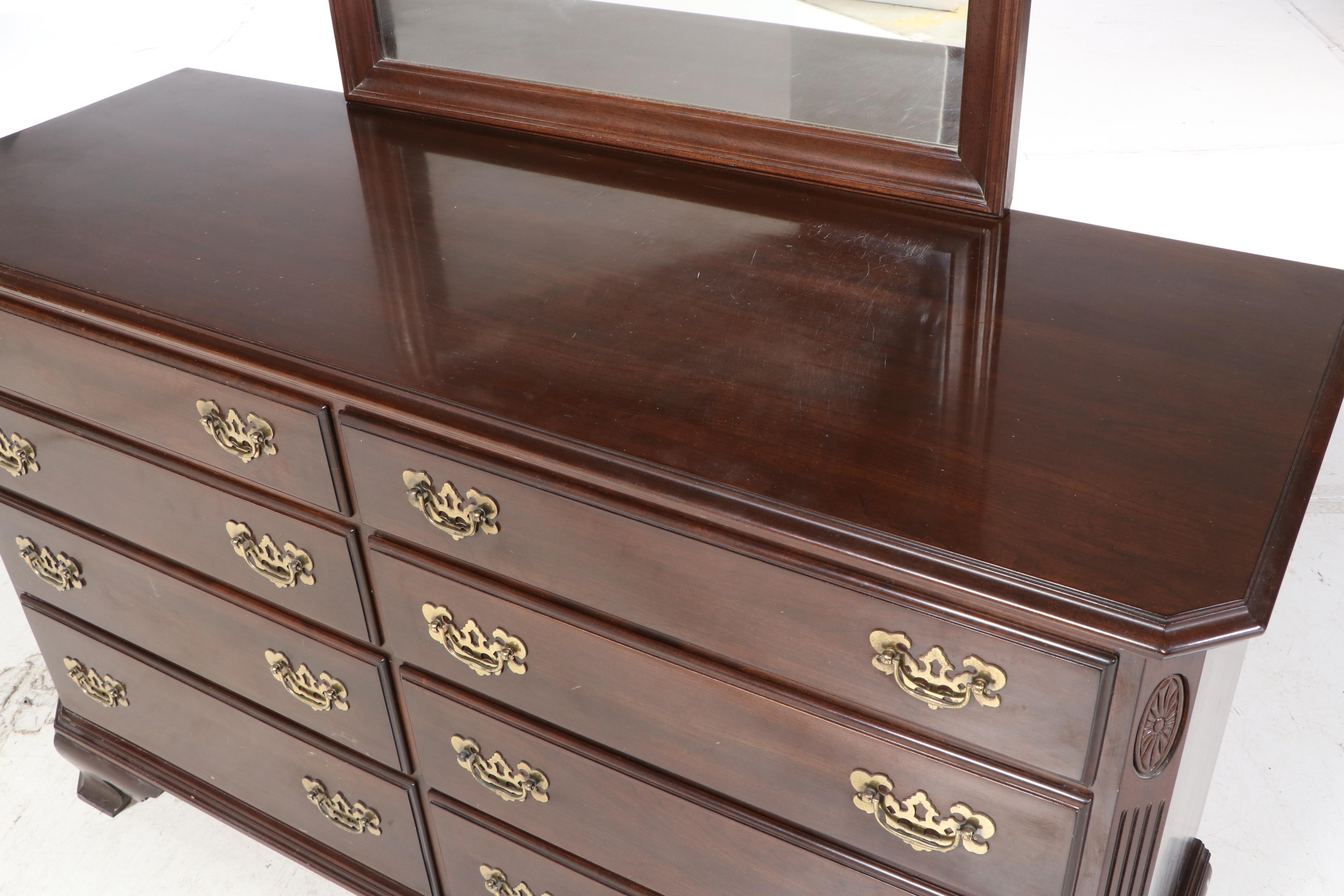 Ethan Allen Chippendale Style Cherrywood Eight-Drawer Dresser, Late 20th Century