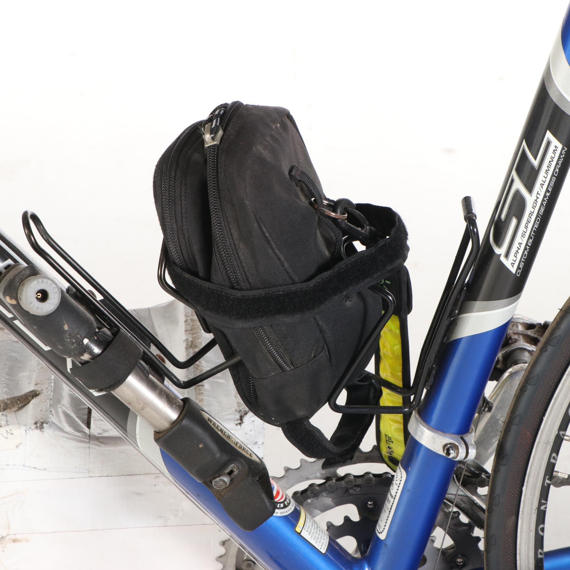 Trek 2200 SL Alpha Series Men's 22" Touring Bicycle