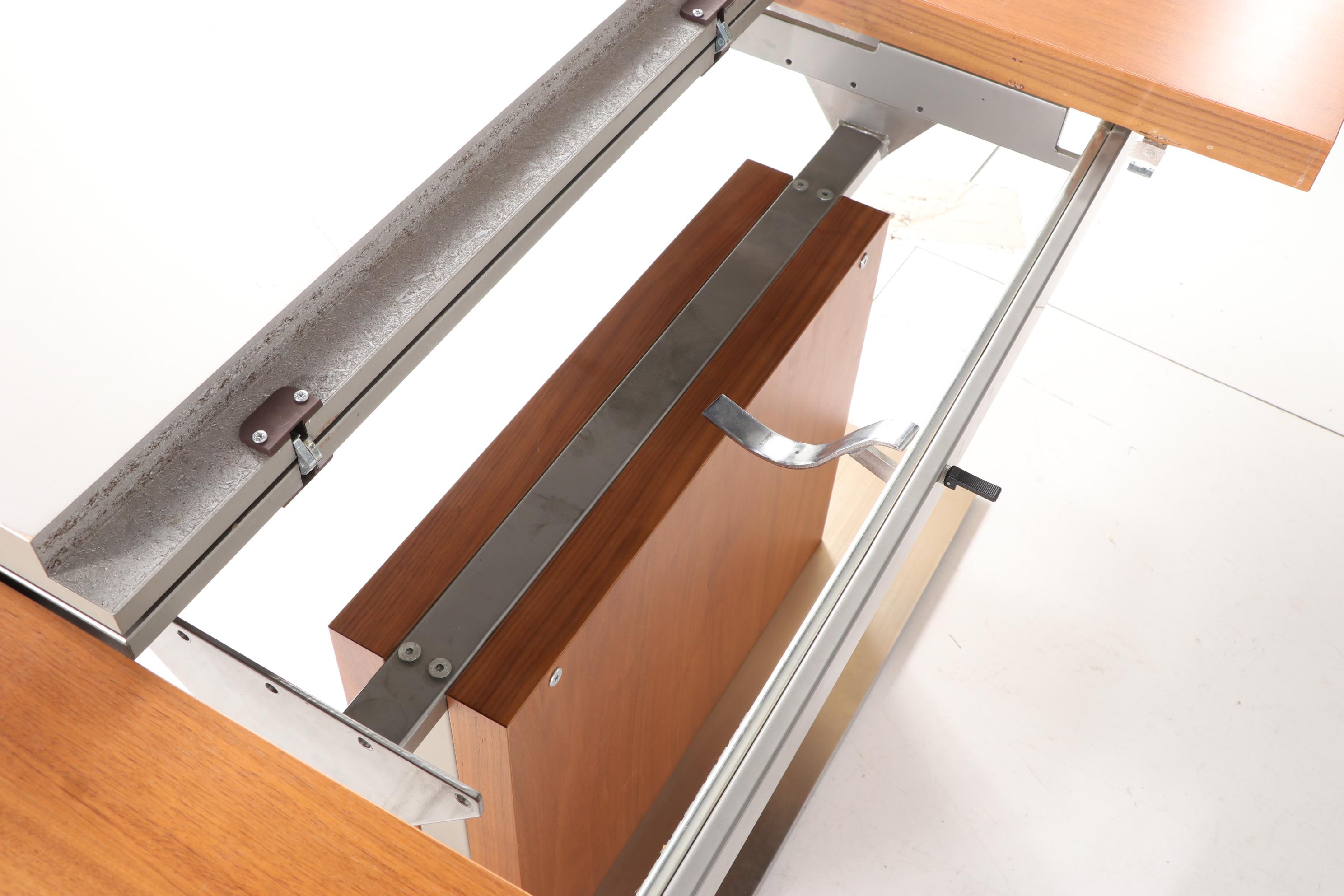 BoConcept "Occa" Danish Modern Teak Veneer and Laminate Expandable Dining Table