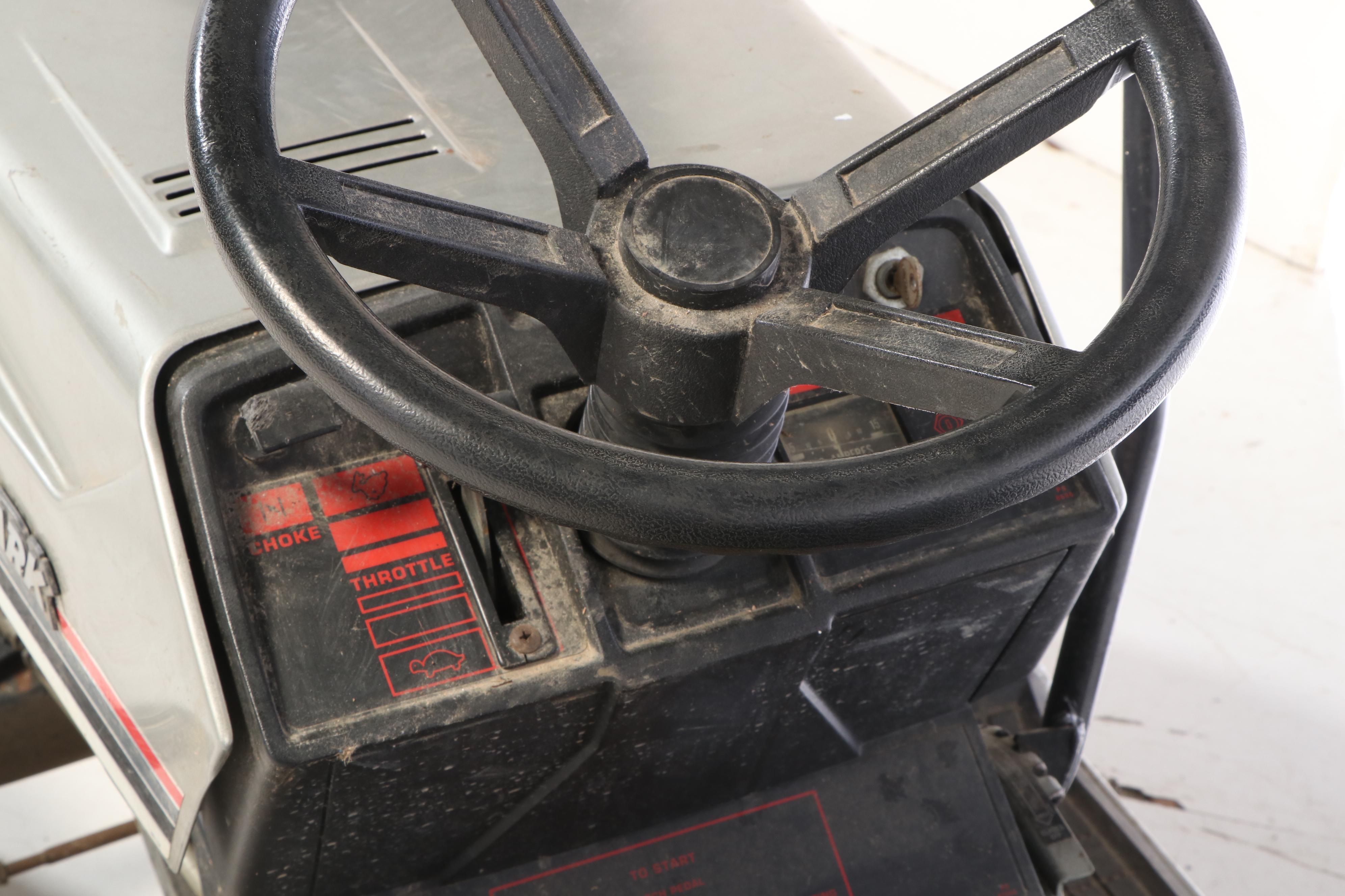 Central Park 12.5 Hp Gas Powered 42" Riding Lawn Mower