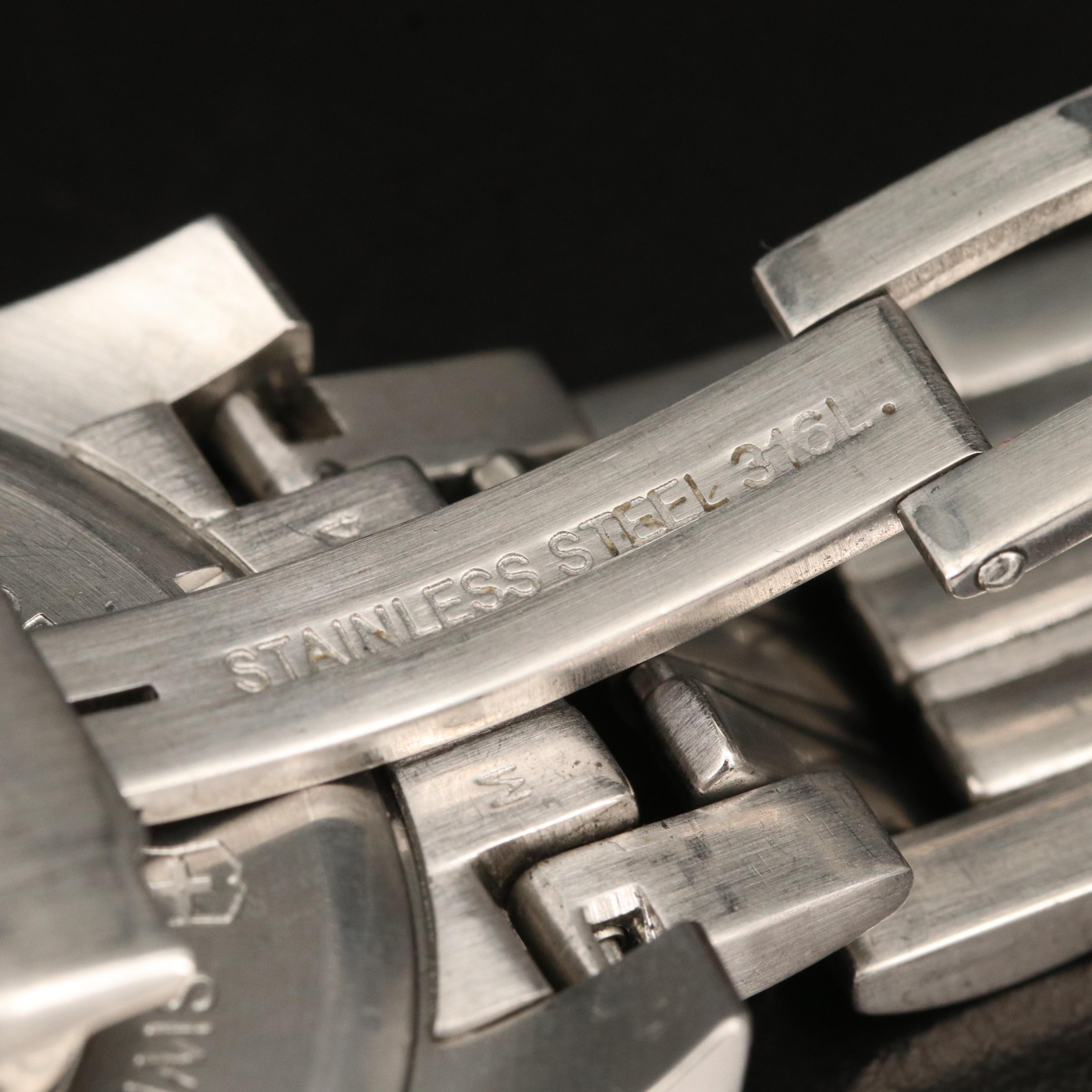 Victorinox Swiss Army "Maverick II" Watch