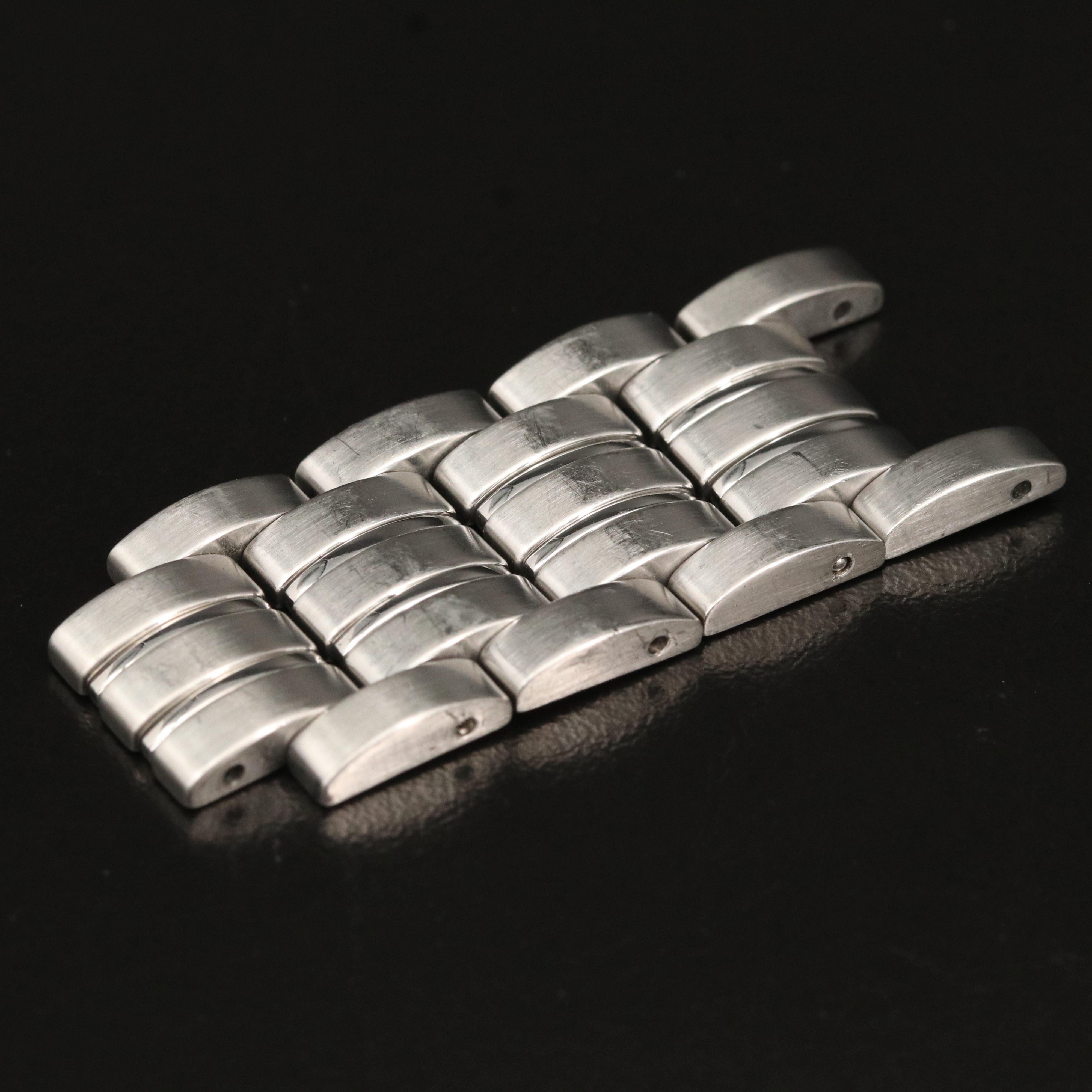 Victorinox Swiss Army "Maverick II" Watch